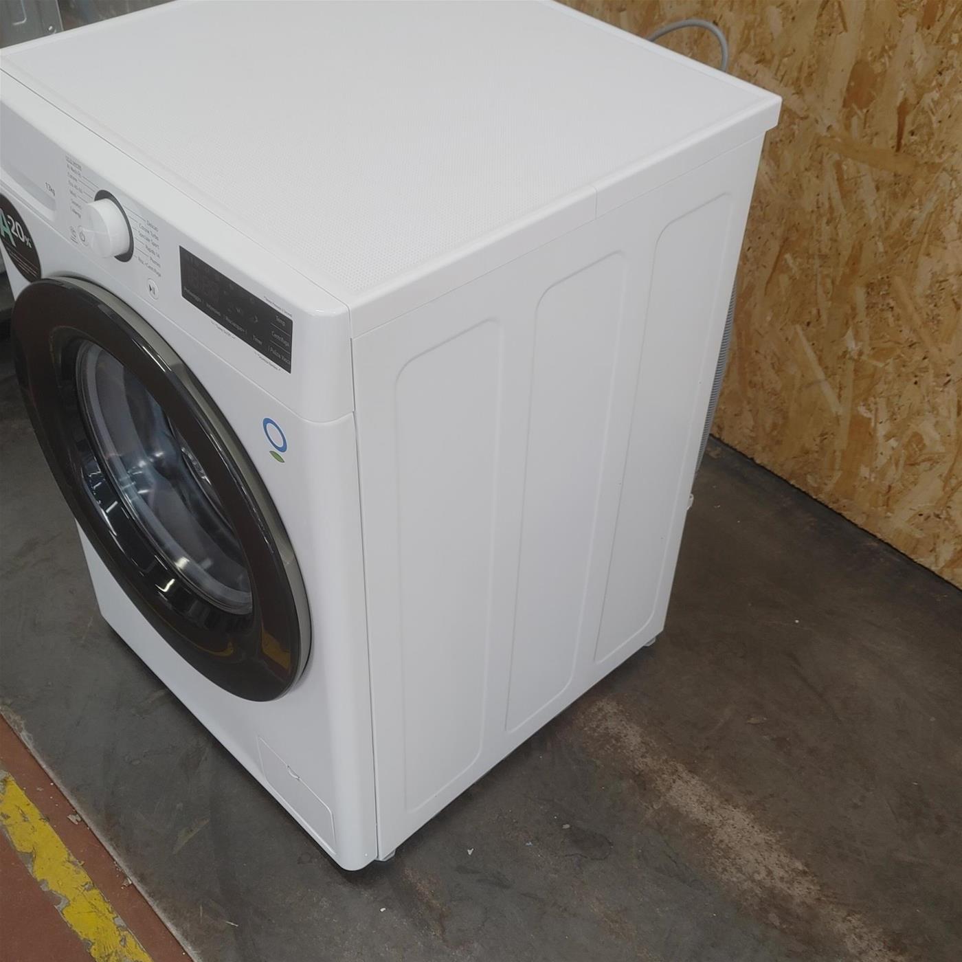 Lavatrice intelligente LG F4R3013NSWB Classe A 13 Kg