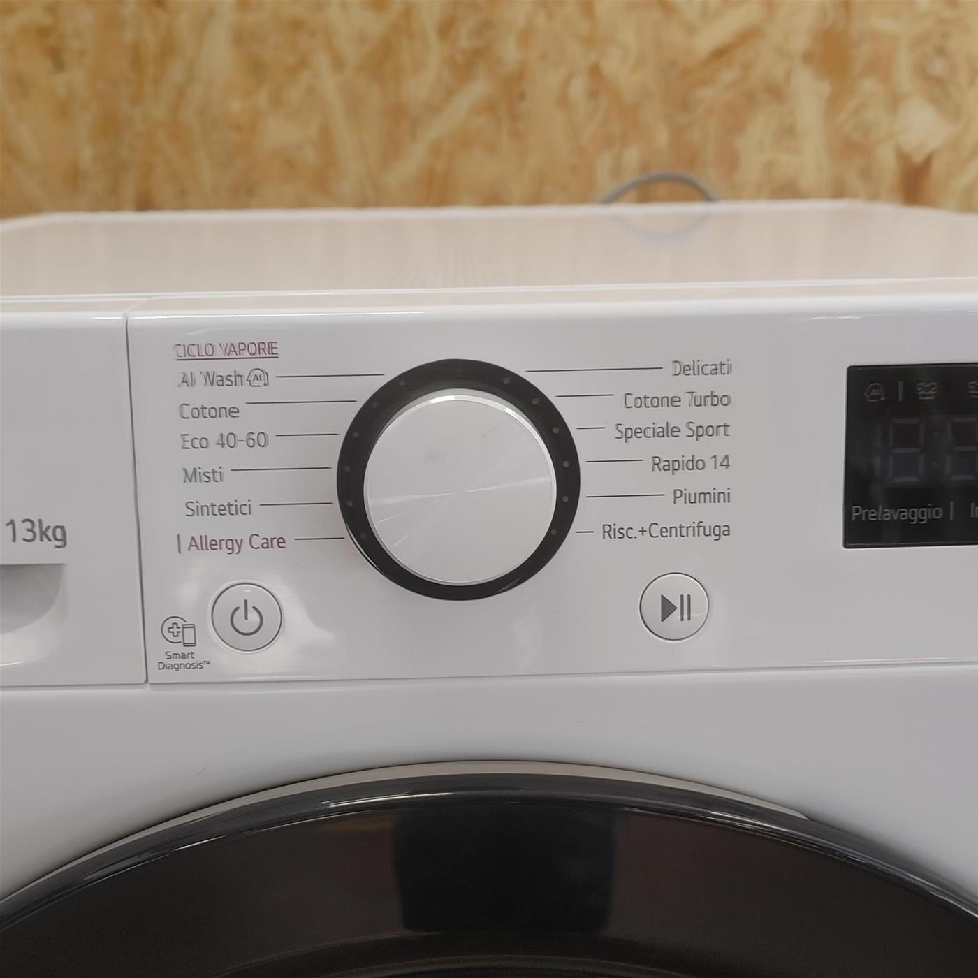 Lavatrice intelligente LG F4R3013NSWB Classe A 13 Kg