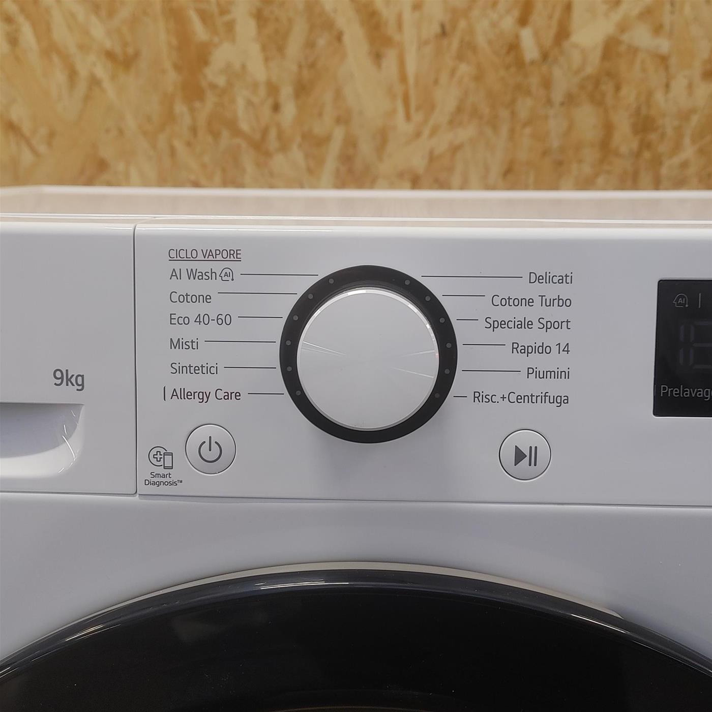 Lavatrice intelligente LG F2R3S09NSWB Classe A 9 Kg