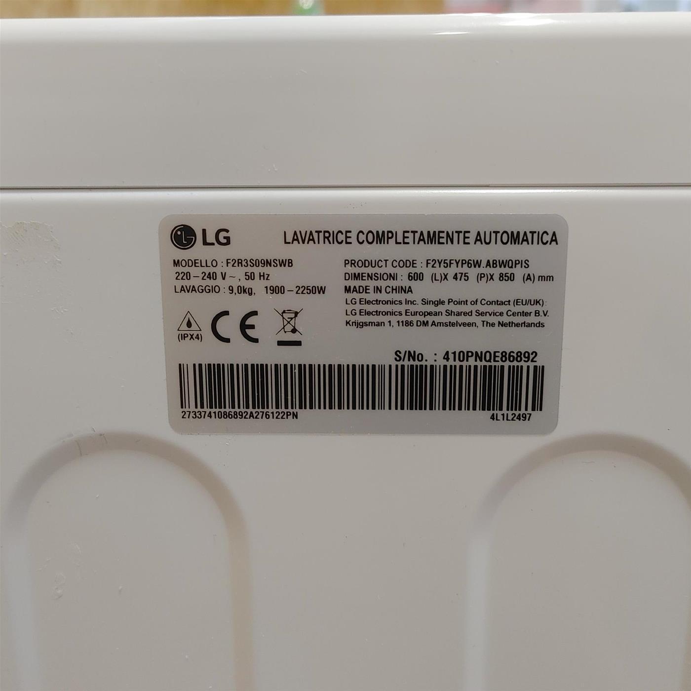 Lavatrice intelligente LG F2R3S09NSWB Classe A 9 Kg