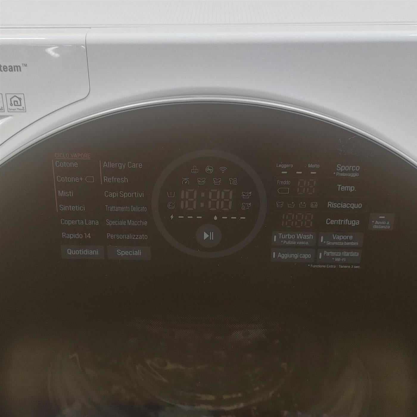 Lavatrice LG FH4G1BCS2 Classe A 12 Kg
