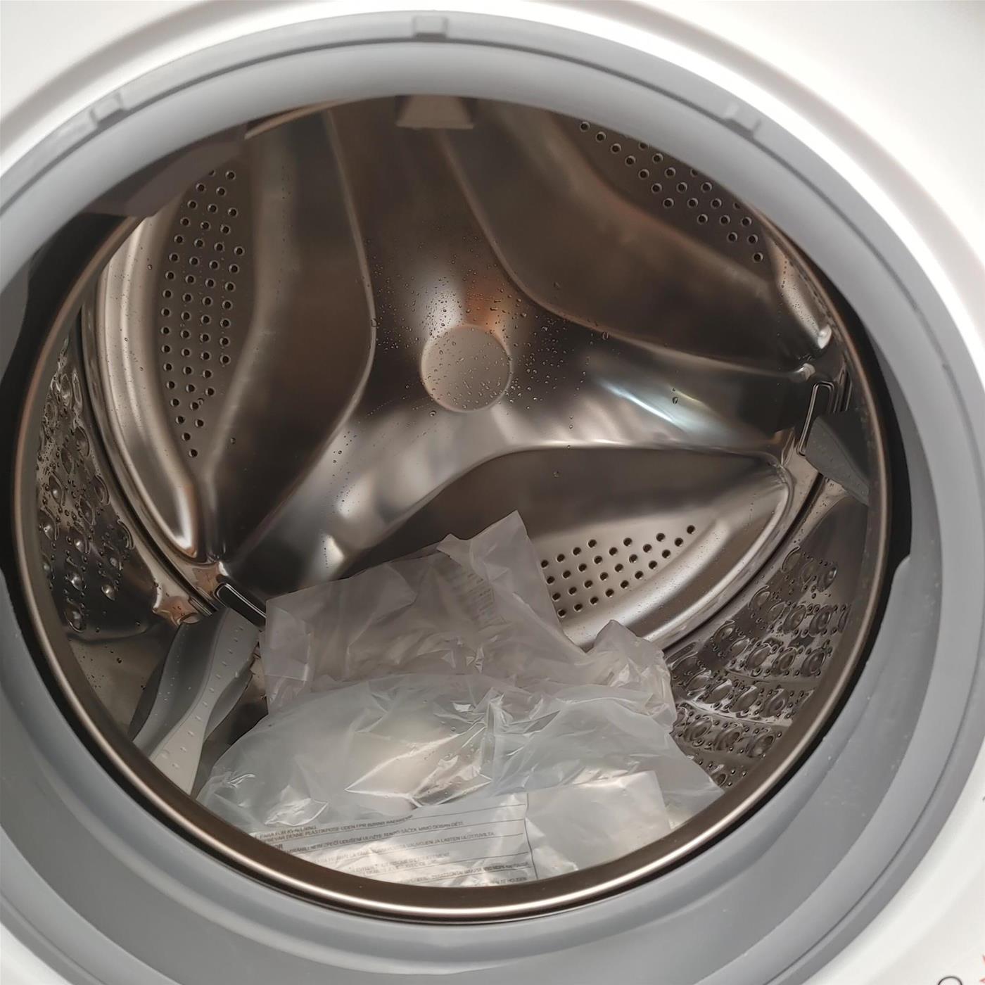 Lavatrice Samsung WW11BB704DGE Carica frontale 11 kg 1400 Giri/min Bianco