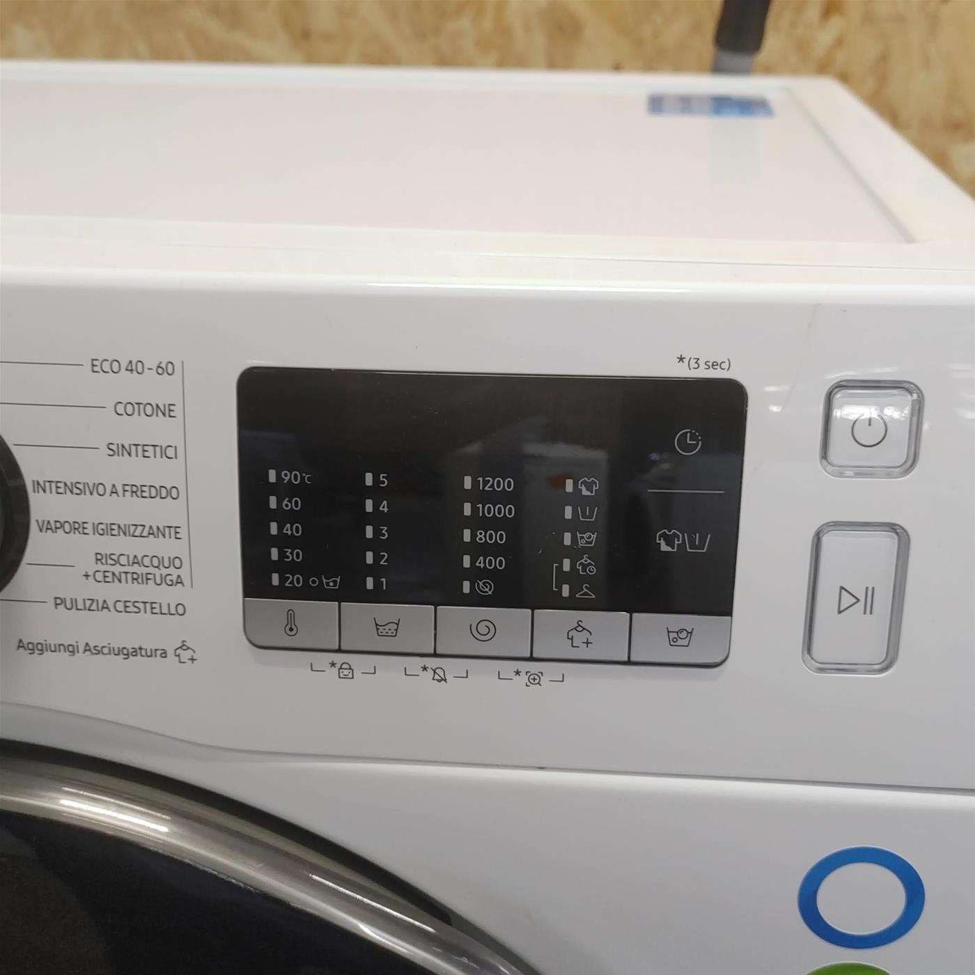 Samsung WD8NK52E0AW/ET lavasciuga slim a caricamento frontale Crystal Clean™ 8/5 kg Classe C/F 1200 giri/min, Porta blu + Panel Nero