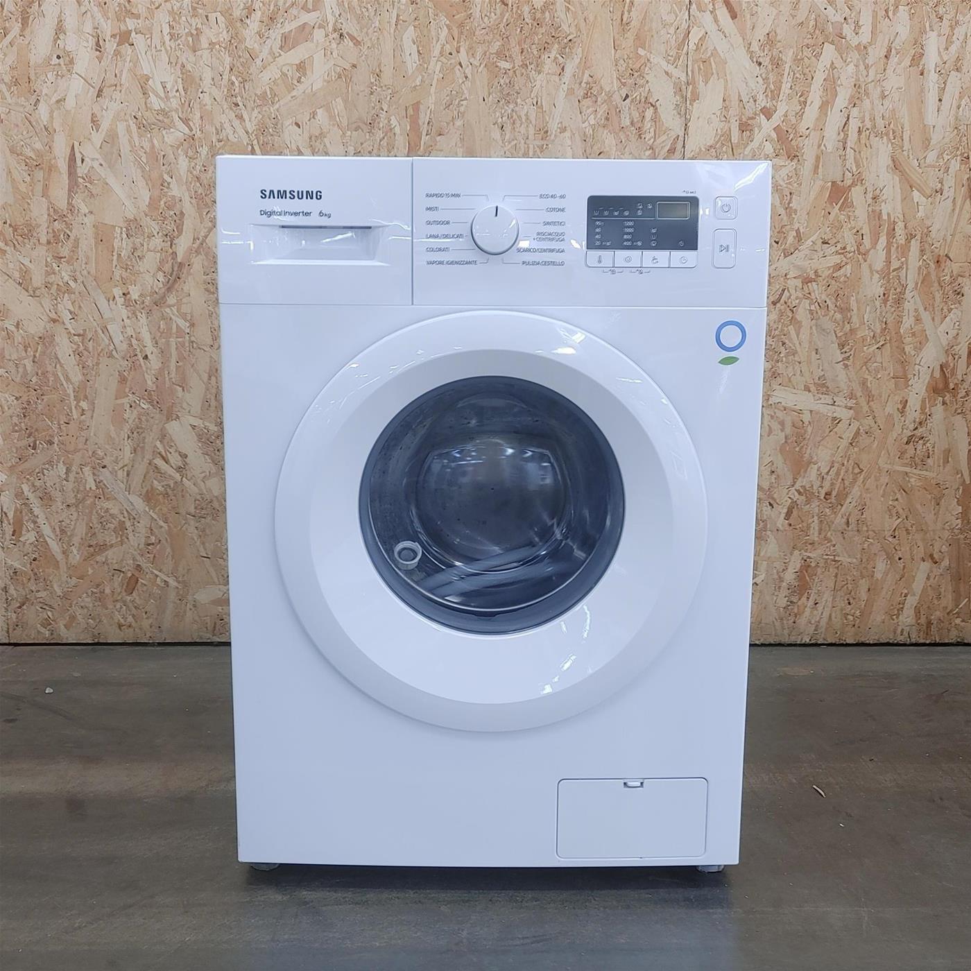 Lavatrice Samsung WW60A3120WE Caricamento frontale 6 kg 1200 Giri/min Bianco