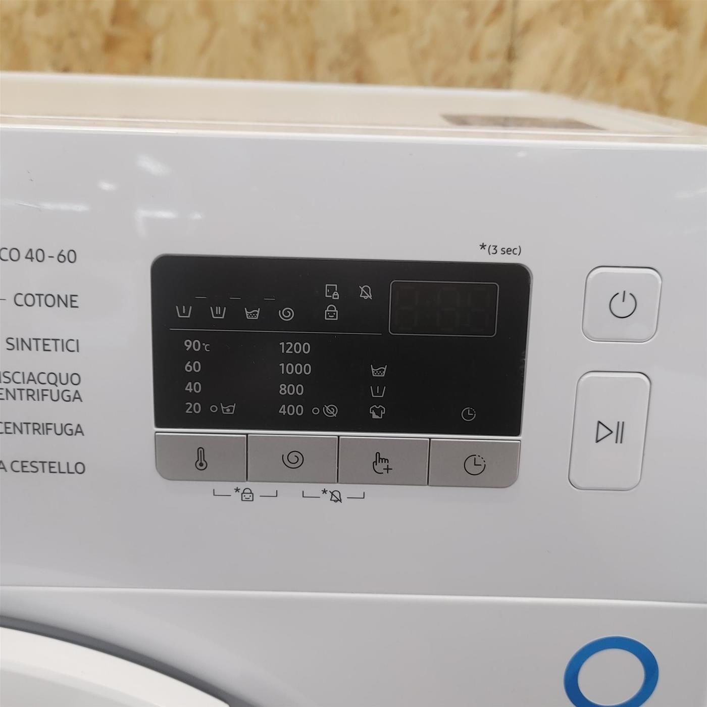 Lavatrice Samsung WW60A3120WE Caricamento frontale 6 kg 1200 Giri/min Bianco
