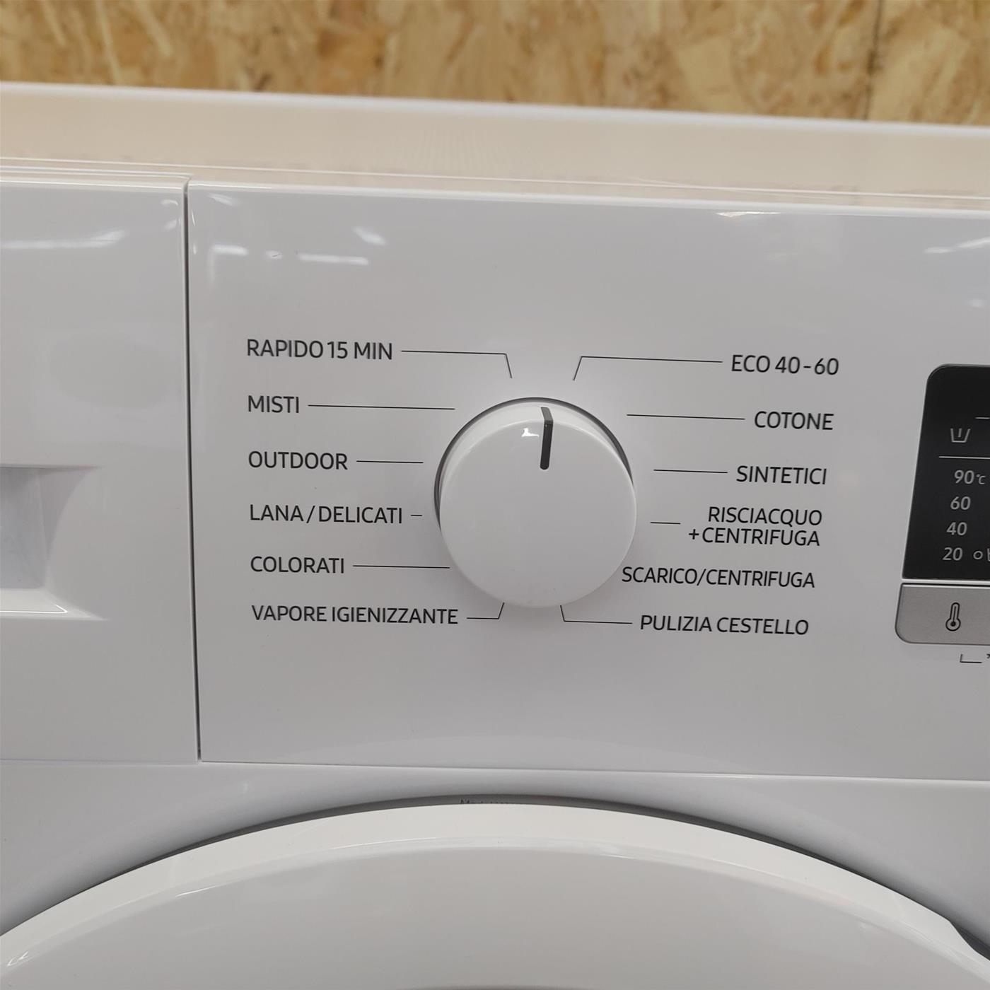 Lavatrice Samsung WW60A3120WE Caricamento frontale 6 kg 1200 Giri/min Bianco