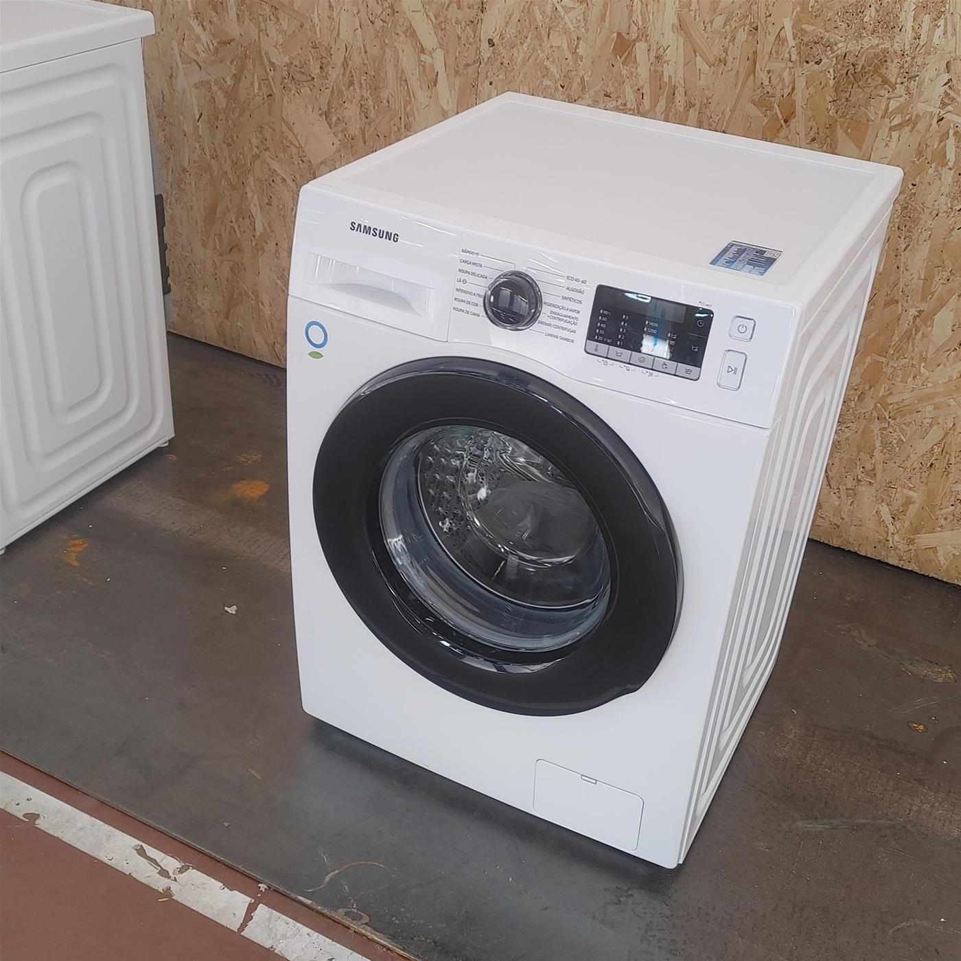 Lavatrice Samsung WW11BGA046AEEP Carica frontale 11 kg 1400 Giri/min Bianco