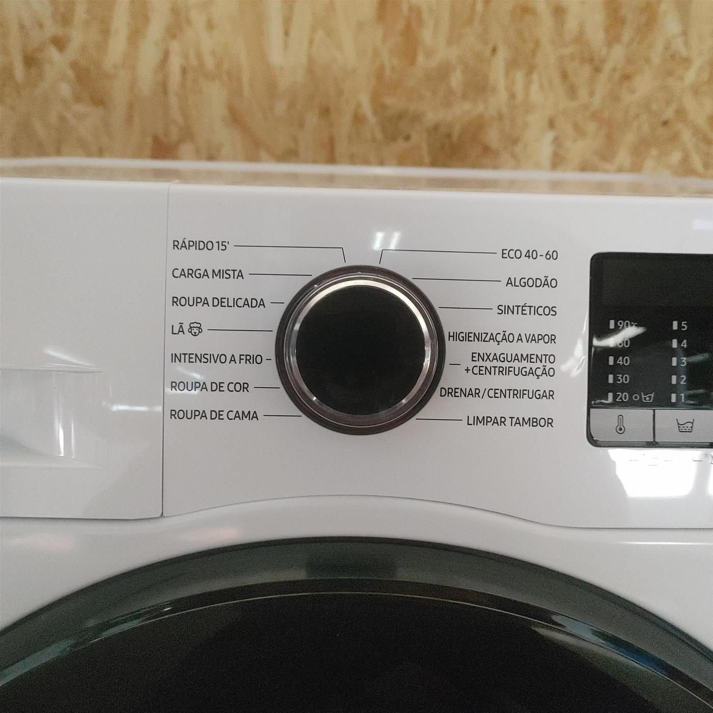 Lavatrice Samsung WW11BGA046AEEP Carica frontale 11 kg 1400 Giri/min Bianco