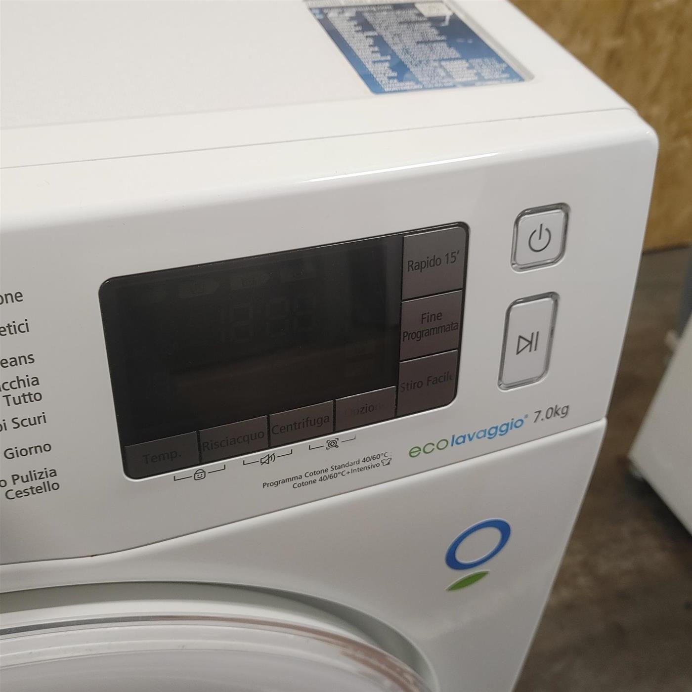 Lavatrice Samsung WF70F5E5U2W Carica frontale 7 kg 1200 Giri/min Bianco