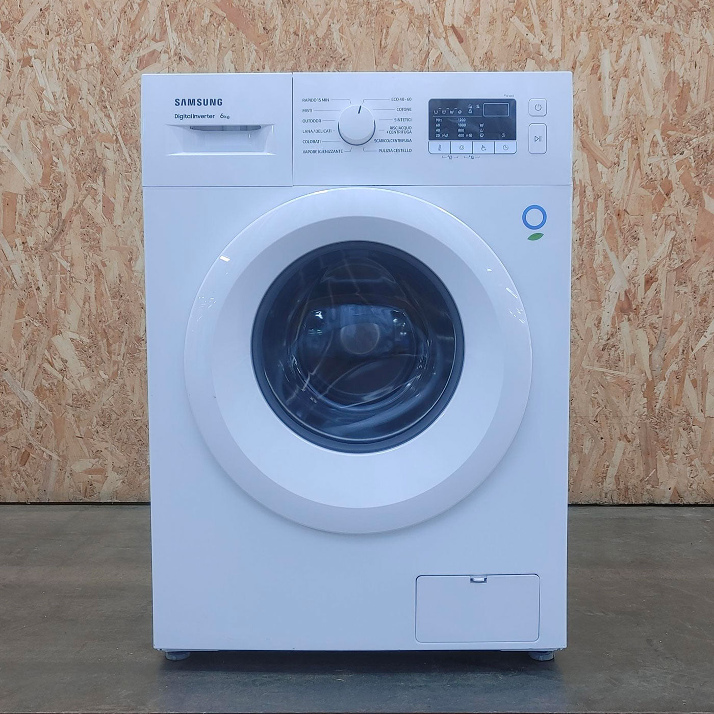 Lavatrice Samsung WW60A3120WE Caricamento frontale 6 kg 1200 Giri/min Bianco