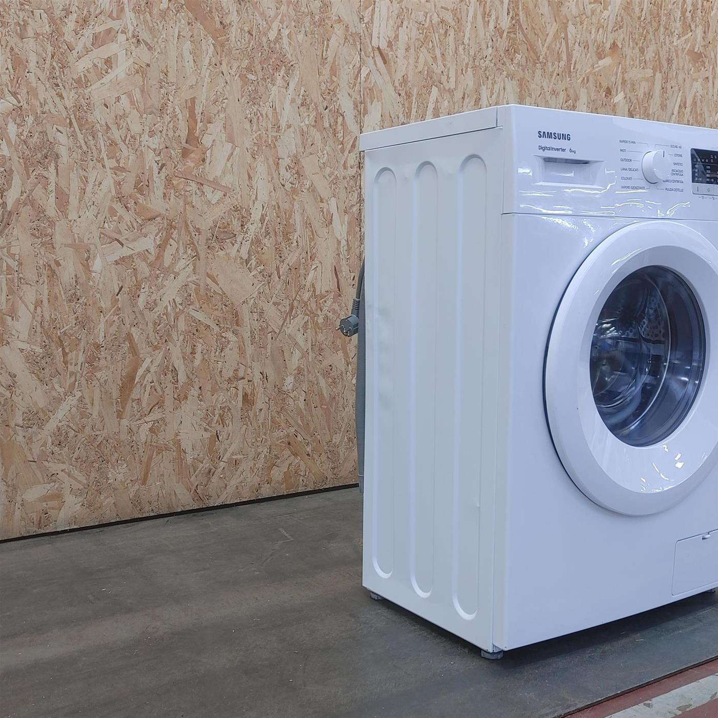 Lavatrice Samsung WW60A3120WE Caricamento frontale 6 kg 1200 Giri/min Bianco