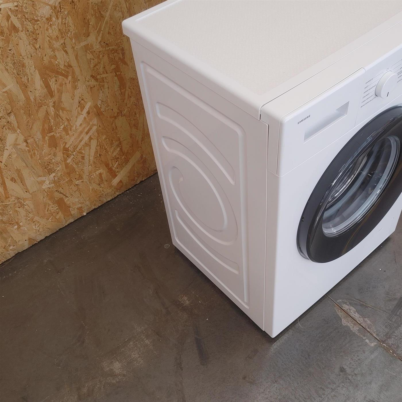 Lavatrice Samsung Serie 3000 WW90FG3M05AWET 9 Kg