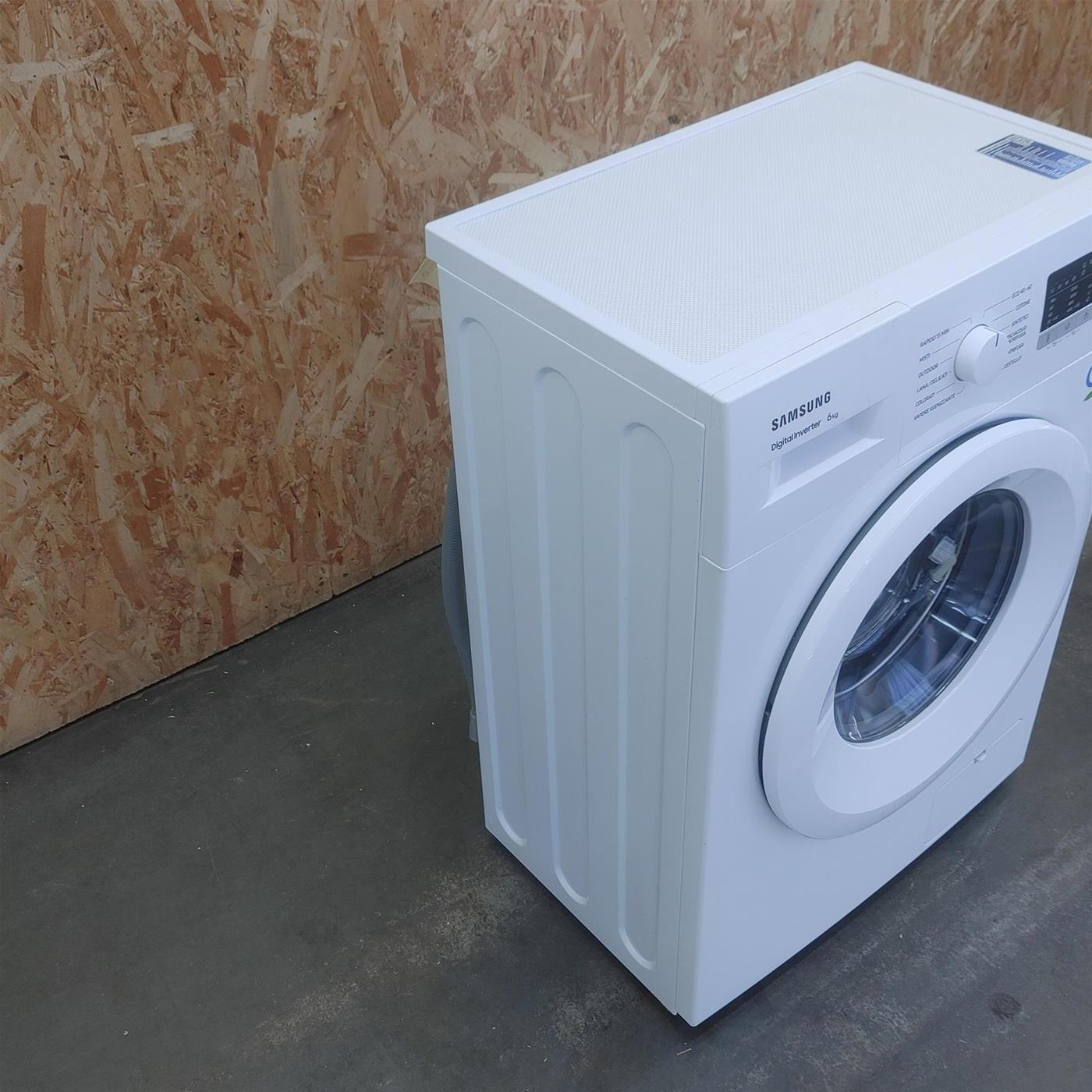 Lavatrice slim Samsung WW60A3120WE/ET 6 Kg