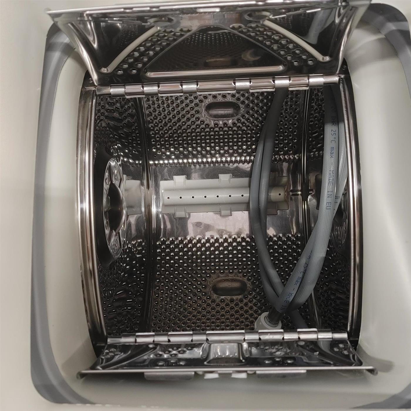 Whirlpool AWE6539 lavatrice Caricamento dall'alto 6 kg 1000 Giri/min Bianco