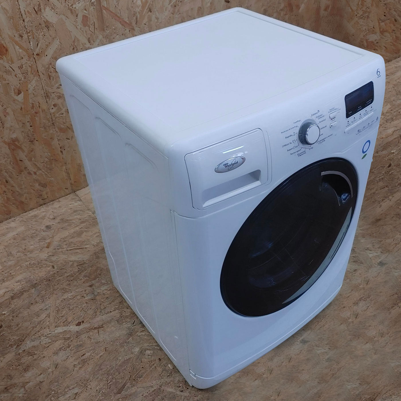 Whirlpool AWOE8129 lavatrice Caricamento frontale 8 kg 1200 Giri/min Bianco