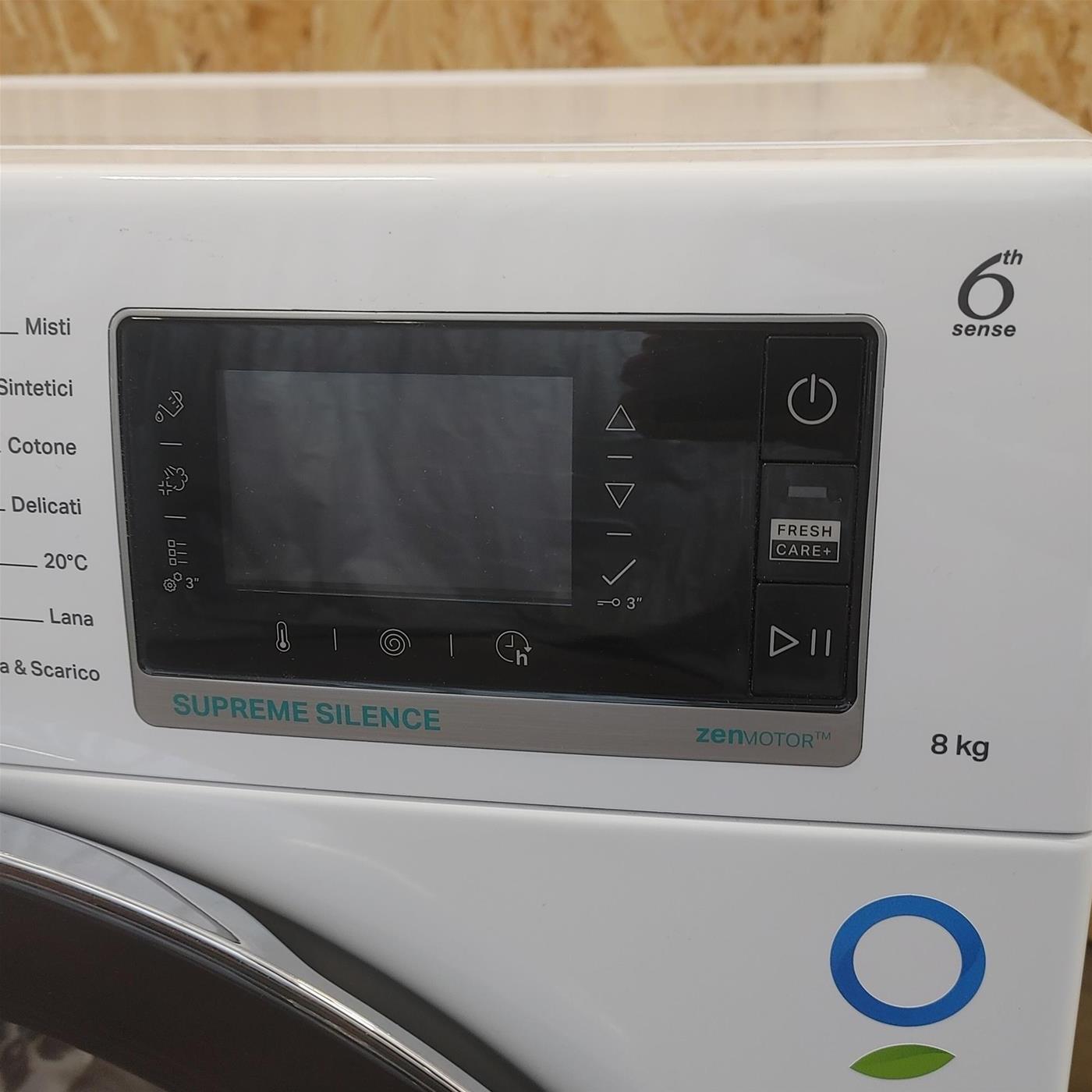 Whirlpool Supreme Silence Lavatrice 8 Kg - W7X W845WR IT