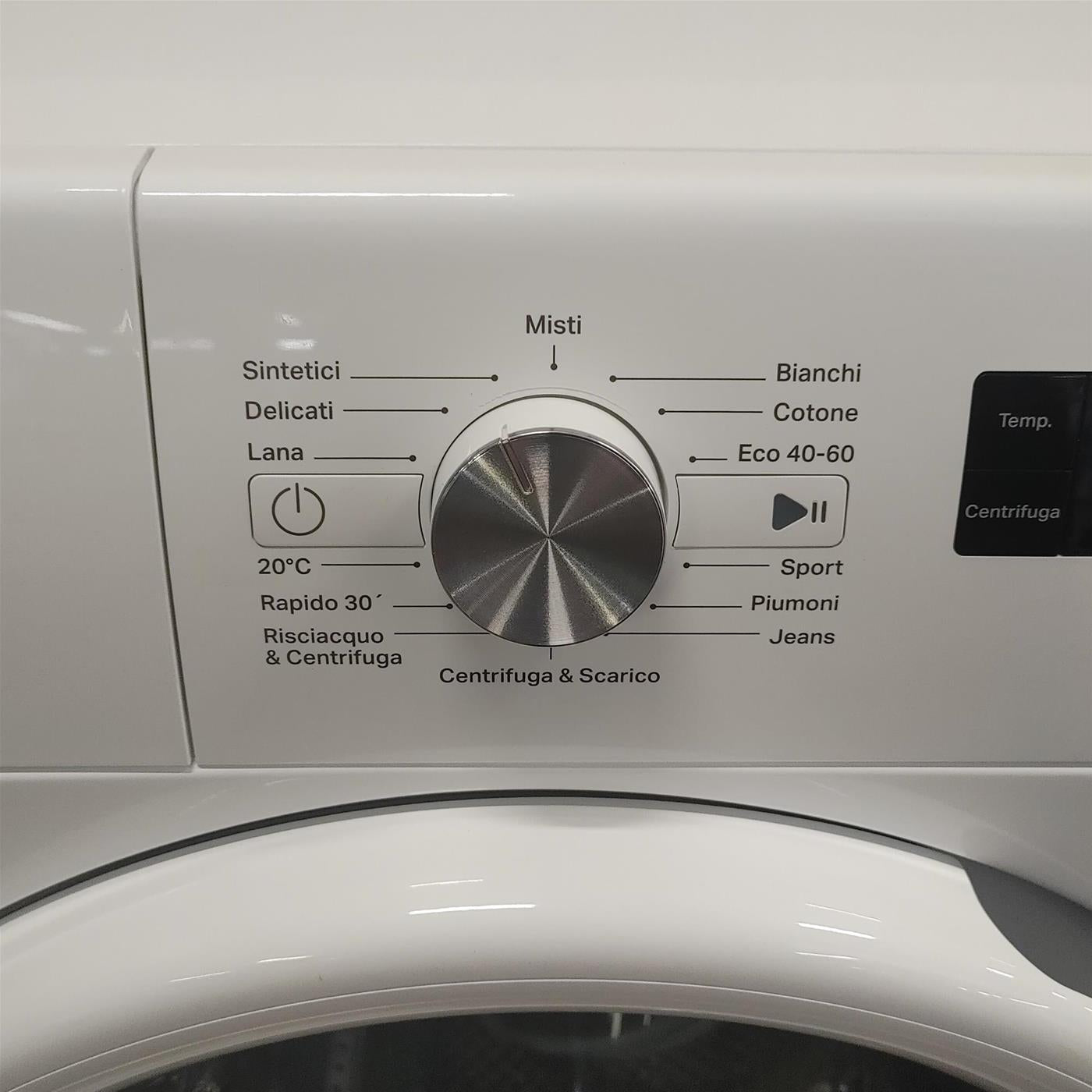 Lavatrice Whirlpool FFSP8IT Caricamento frontale 8 kg 1200 Giri/min Bianco