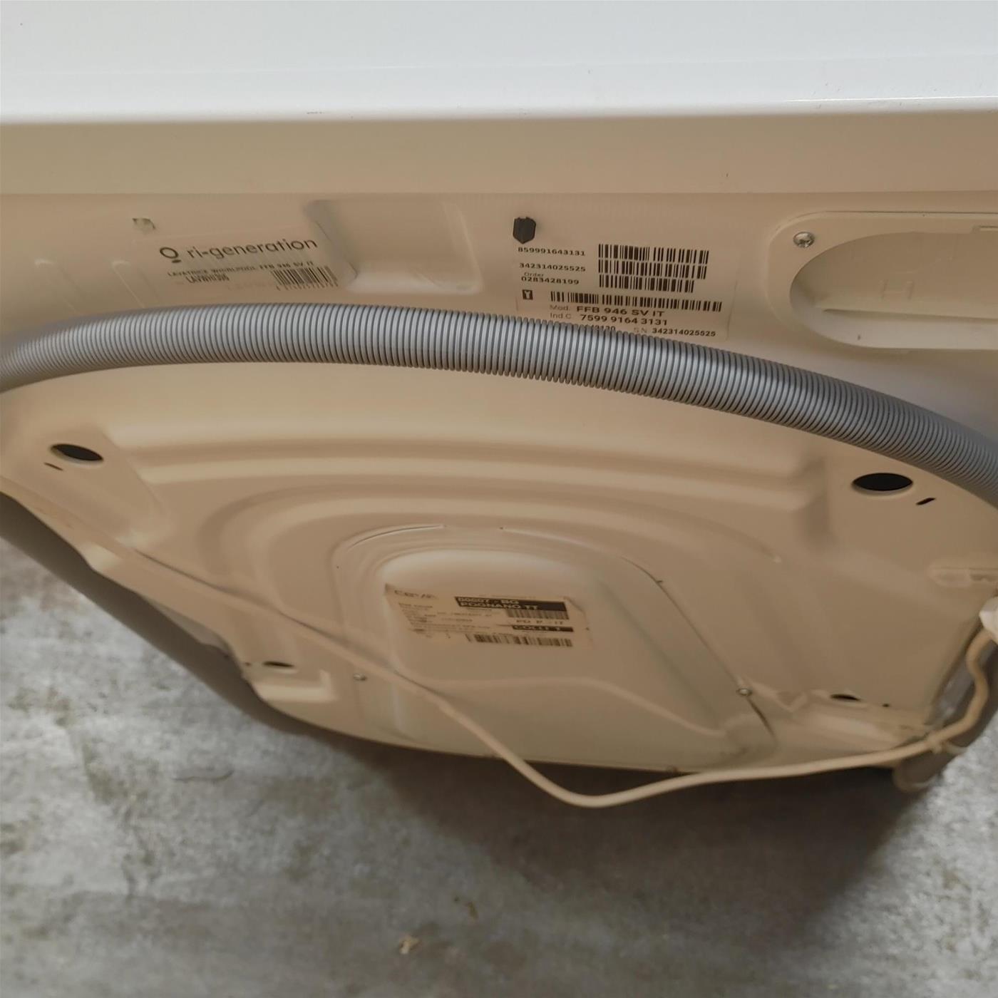 Lavatrice Whirlpool FreshCareFFB 946 SV IT Carica frontale 9 kg 1400 giri Bianco