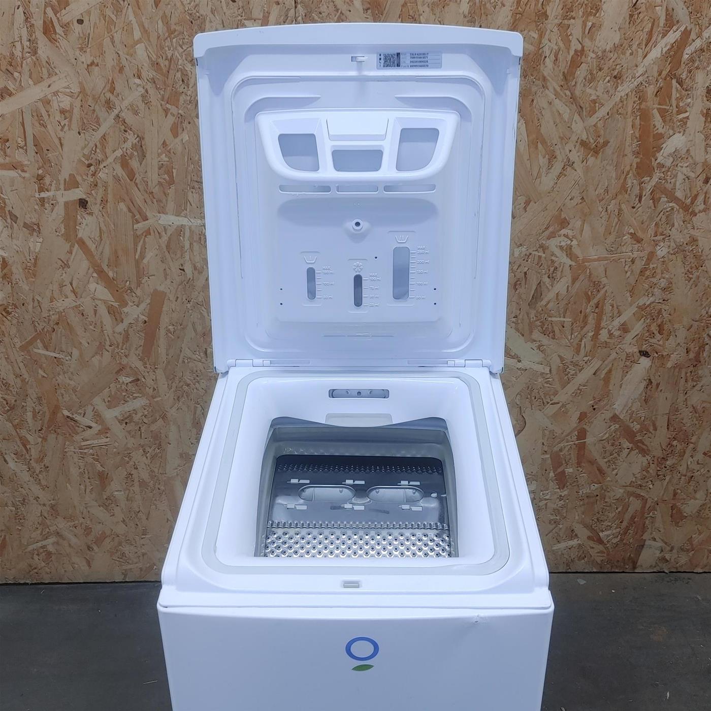 Lavatrice slim Whirlpool TDLR 6240S IT caricamento dall'alto