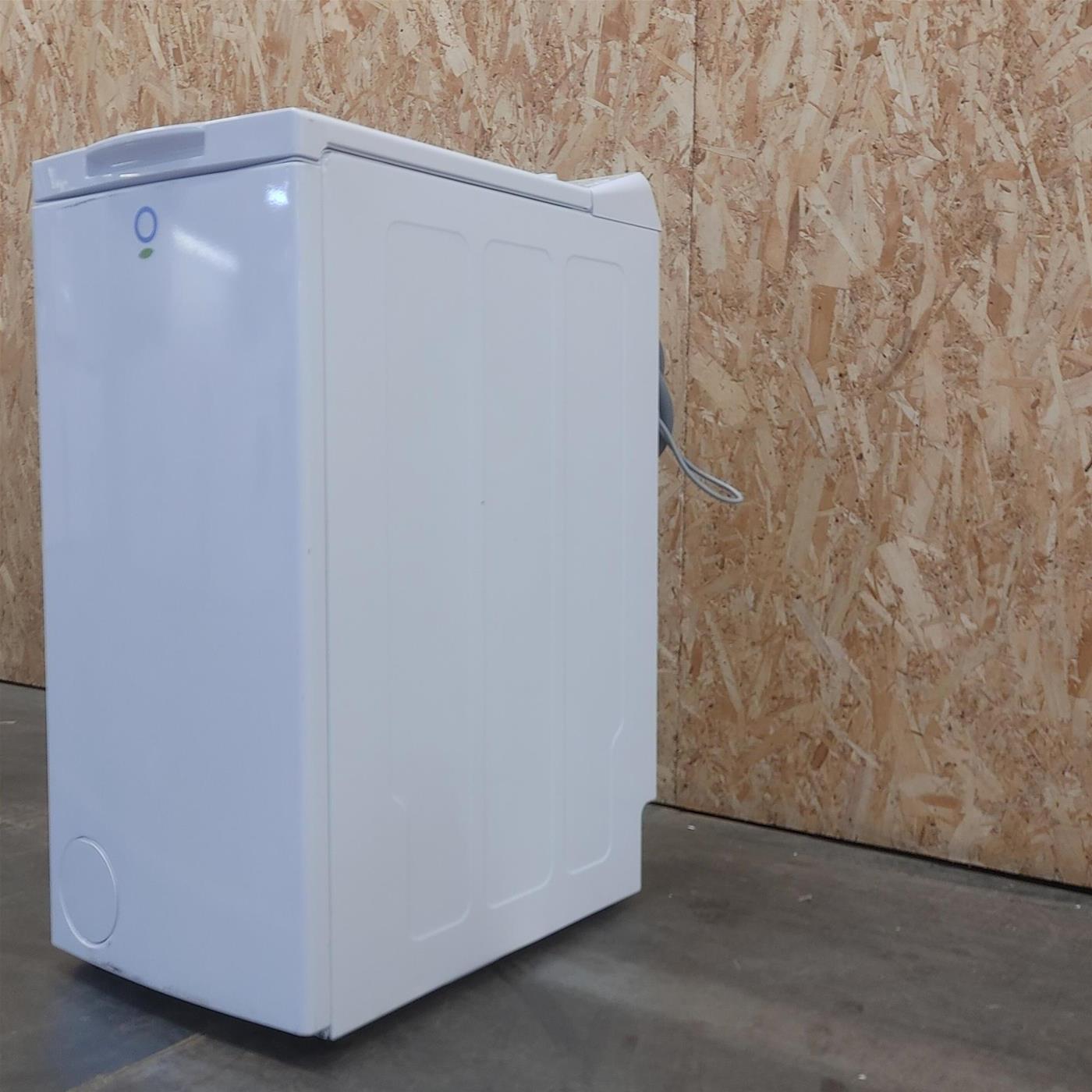 Lavatrice Indesit BTW L50300 FR/N Carica dall'alto 5 kg 1000 giri Bianco