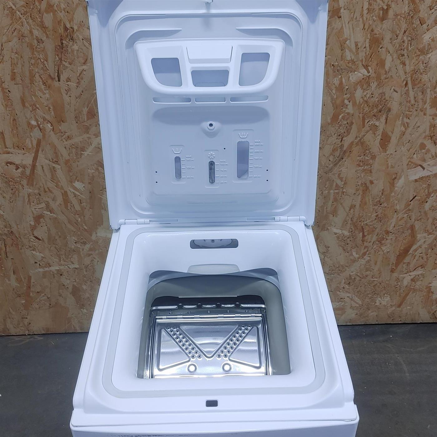 Lavatrice Indesit BTW L50300 FR/N Carica dall'alto 5 kg 1000 giri Bianco