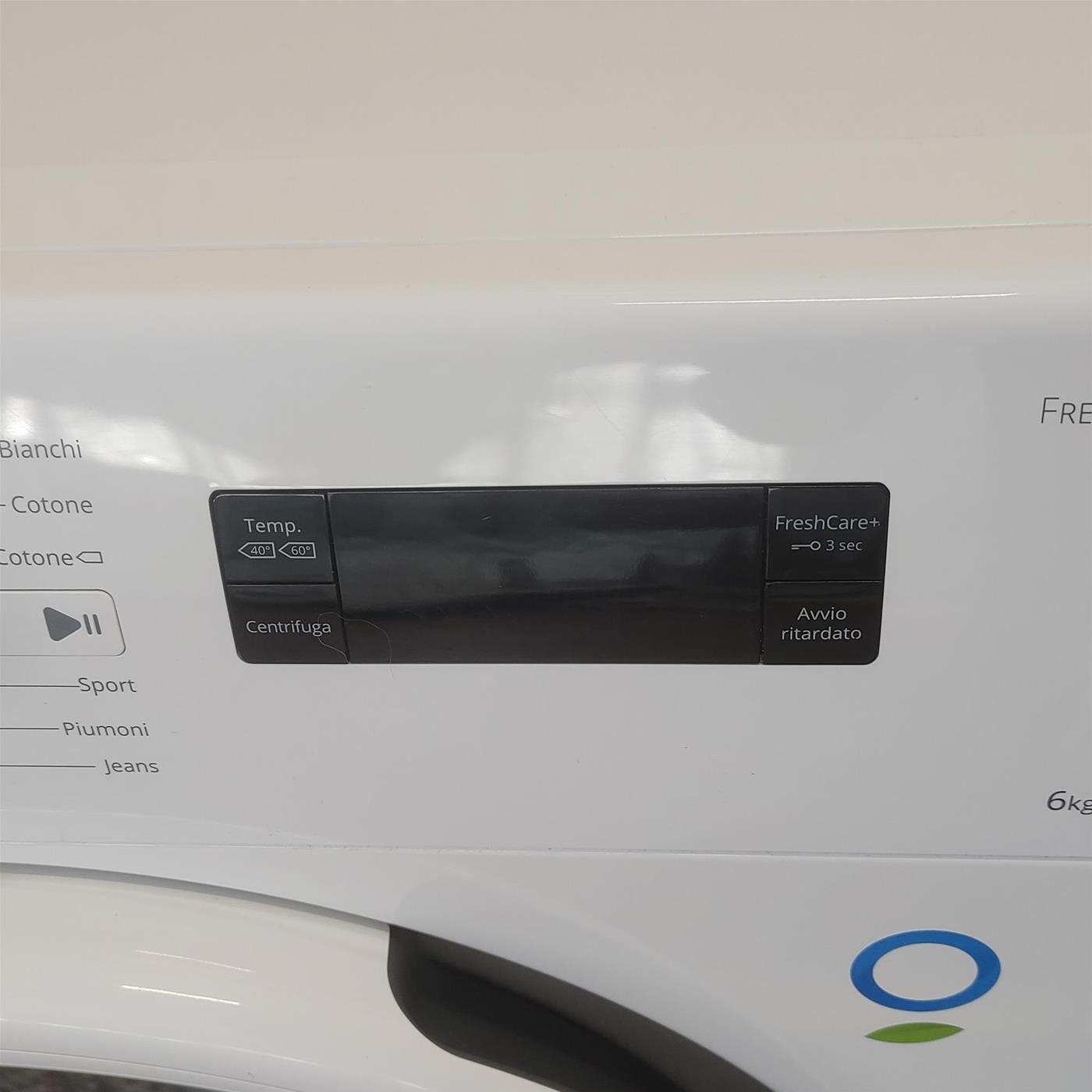 Lavatrice Whirlpool FWSF61253W IT Caricamento frontale 6 kg
