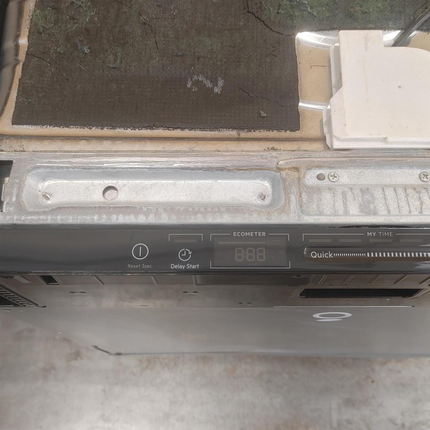 Lavastoviglie AEG FSE63617P a scomparsa totale 13 coperti
