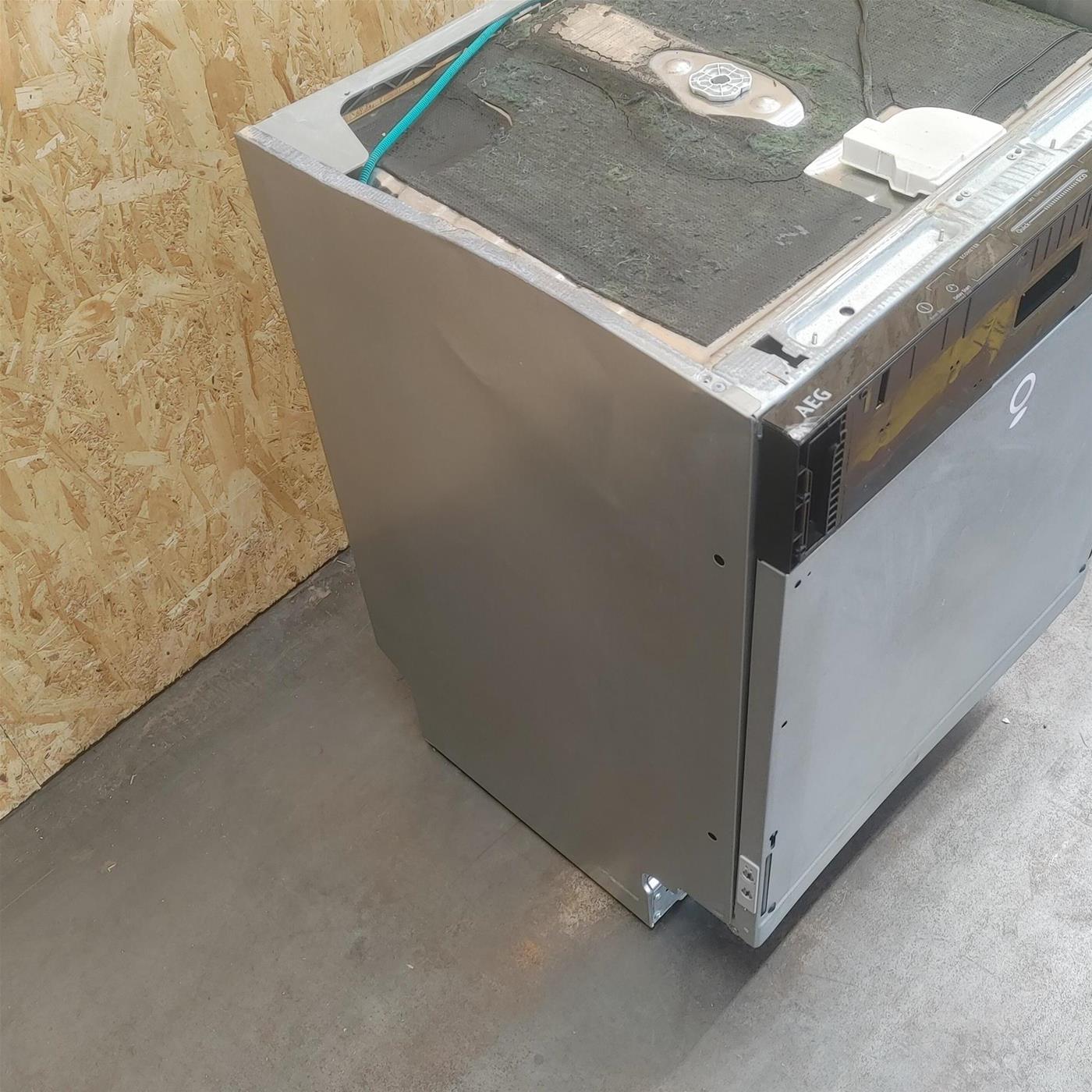 Lavastoviglie AEG FSE63617P a scomparsa totale 13 coperti
