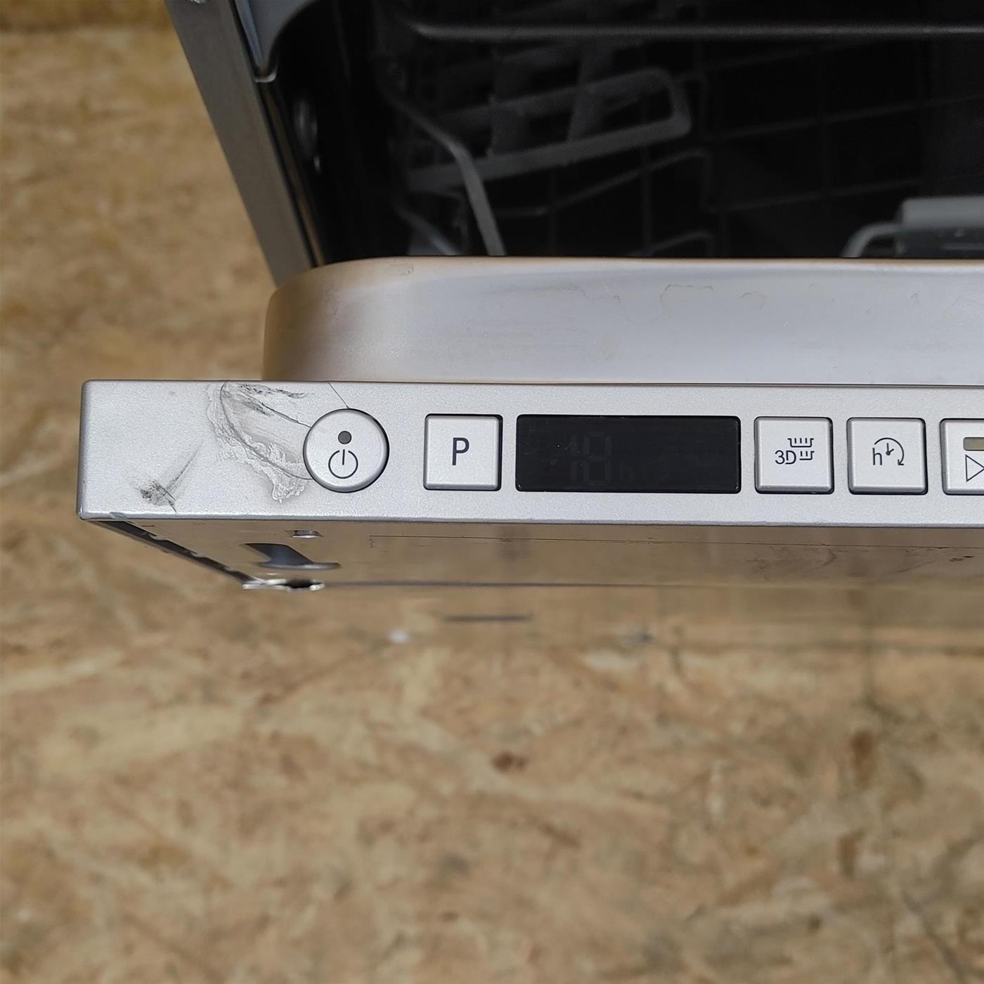 Hotpoint HIC 3C26 CW A scomparsa totale 14 coperti E