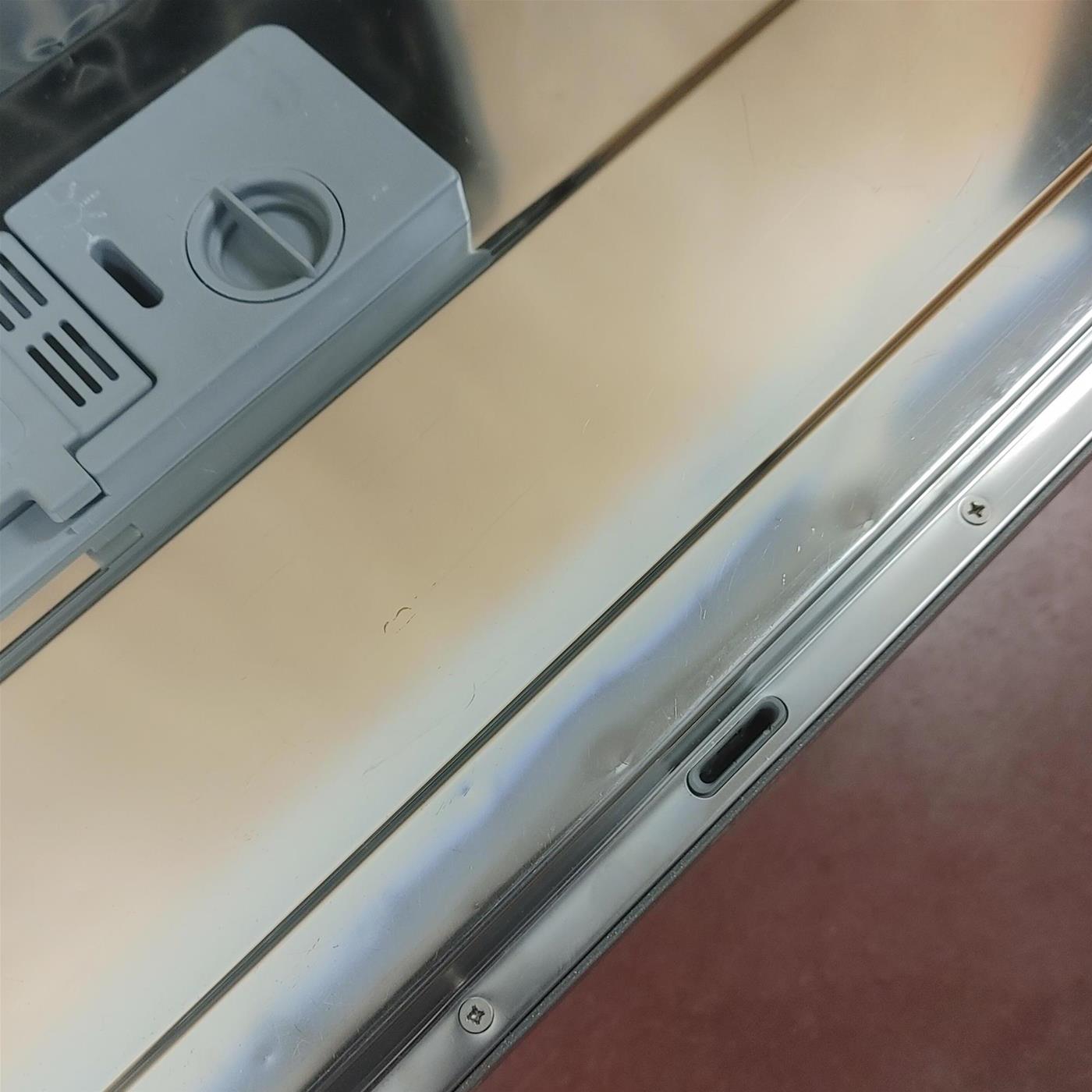 Hotpoint LFTA 2164A 14 coperti completamente integrati