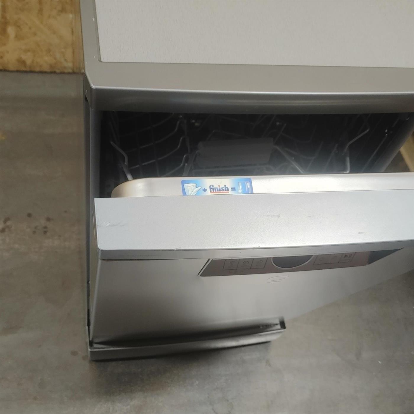 Beko BDFS26020XQ Libera installazione 10 coperti E