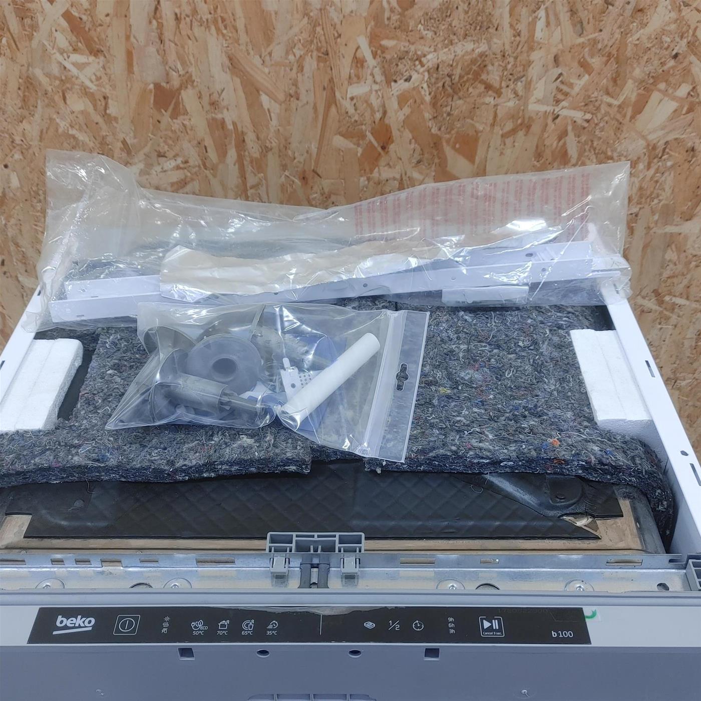 Beko DIN34320 A scomparsa totale 13 coperti E