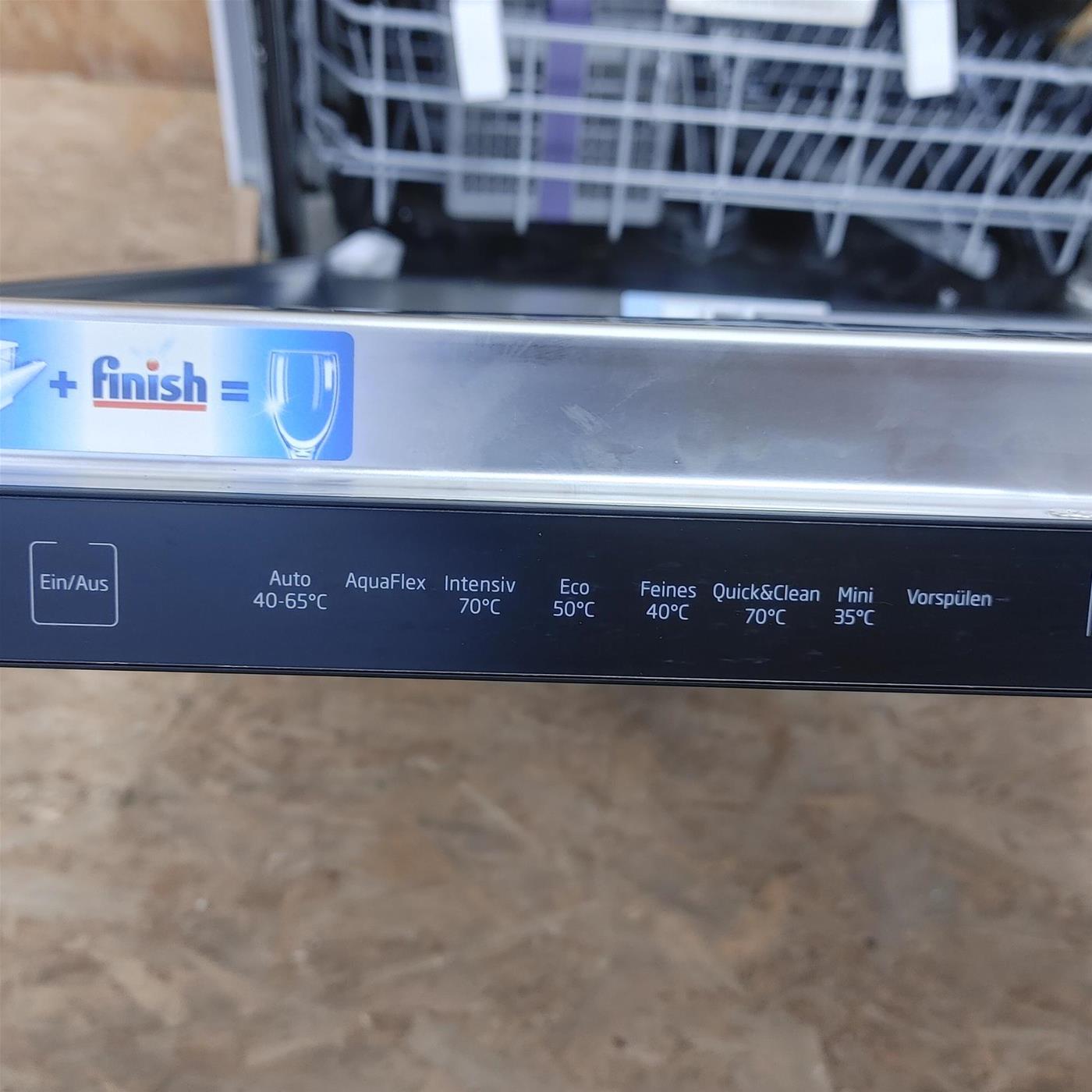 Lavastoviglie Beko BDIN38530D A scomparsa totale 15 coperti D