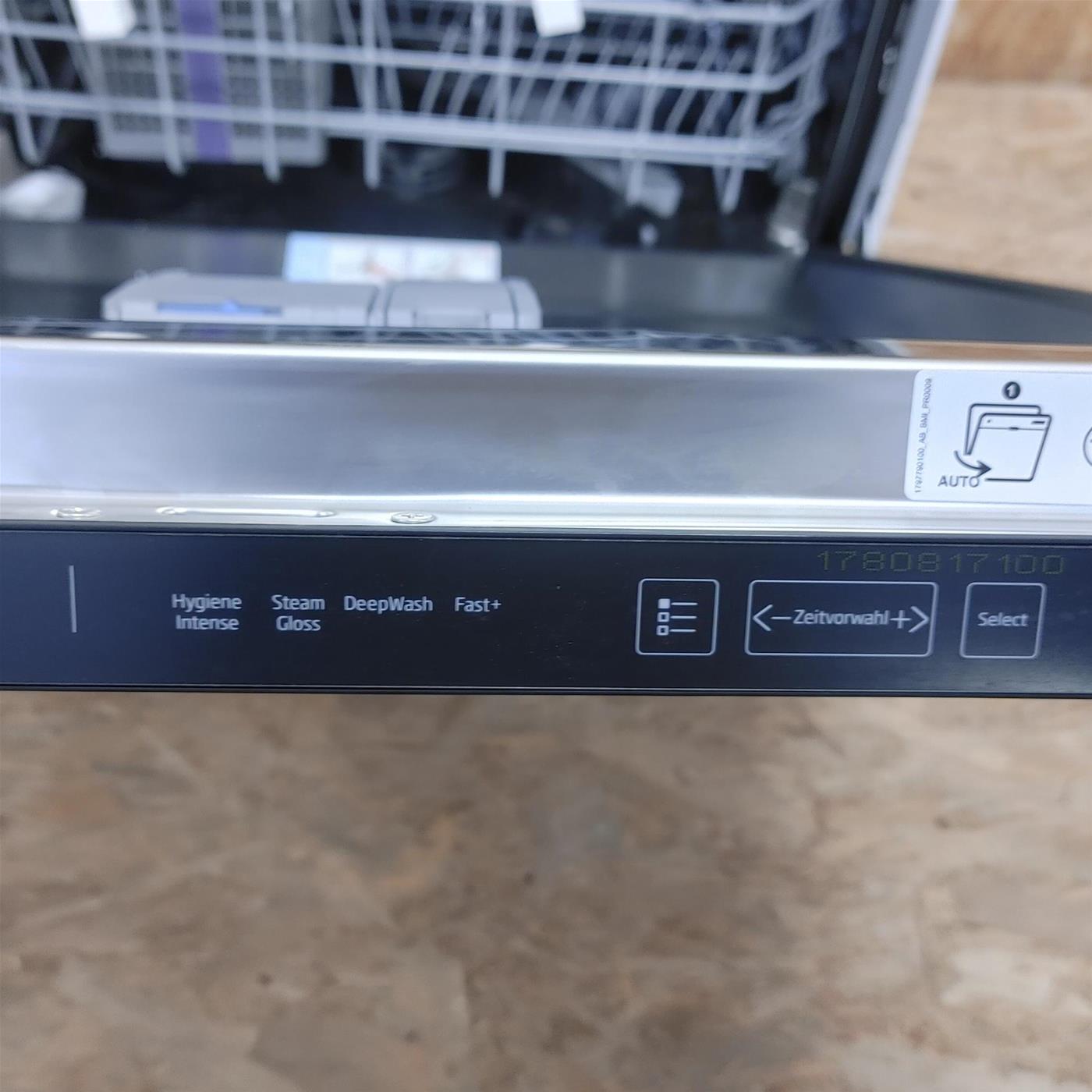 Lavastoviglie Beko BDIN38530D A scomparsa totale 15 coperti D