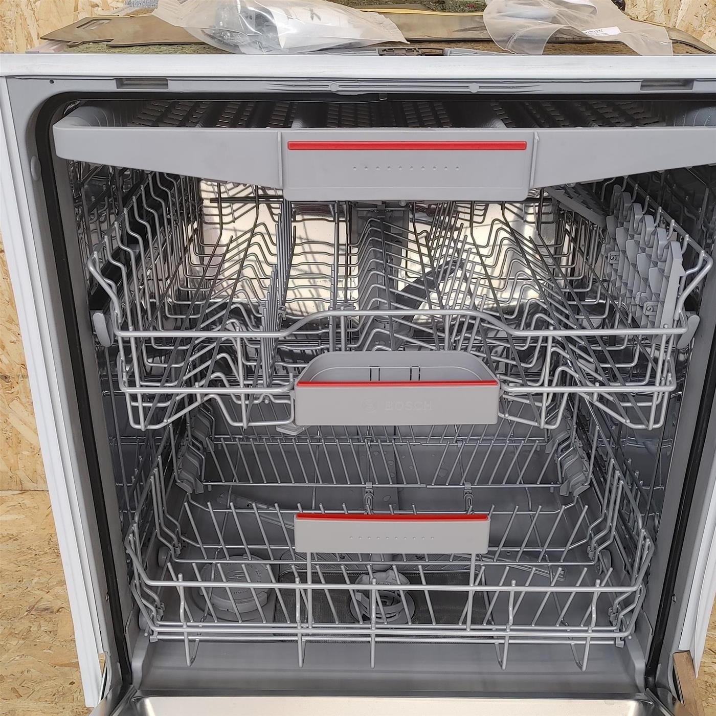 Bosch Serie 4 SMV4HVX33E lavastoviglie A scomparsa totale 13 coperti D