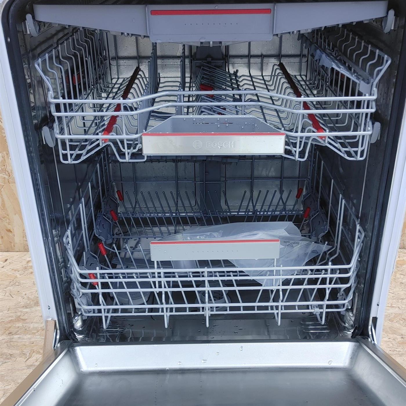 Bosch SMV6ECX51E lavastoviglie A scomparsa totale 13 coperti C