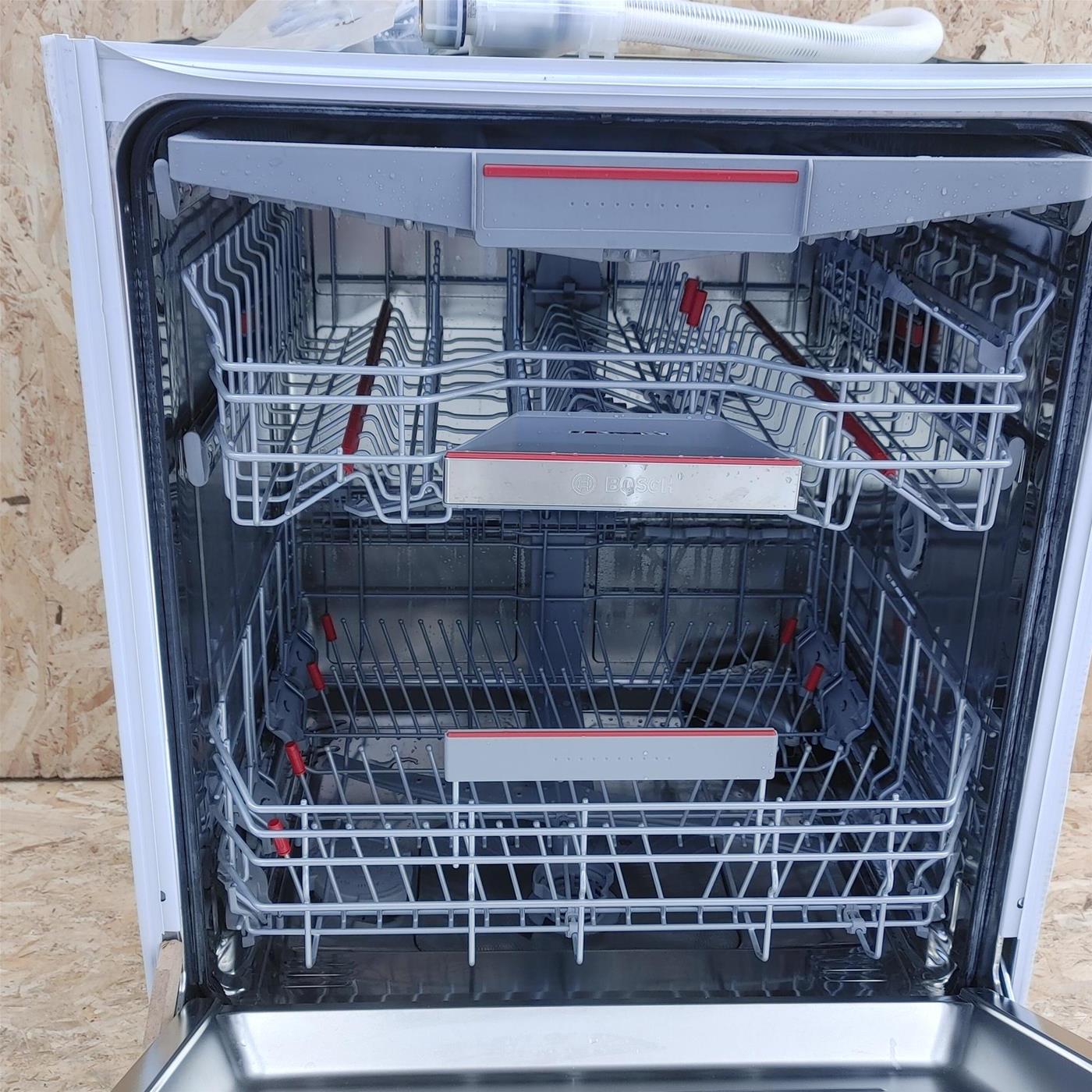 Bosch Serie 6 SMV6ZCX07E lavastoviglie A scomparsa totale 14 coperti C