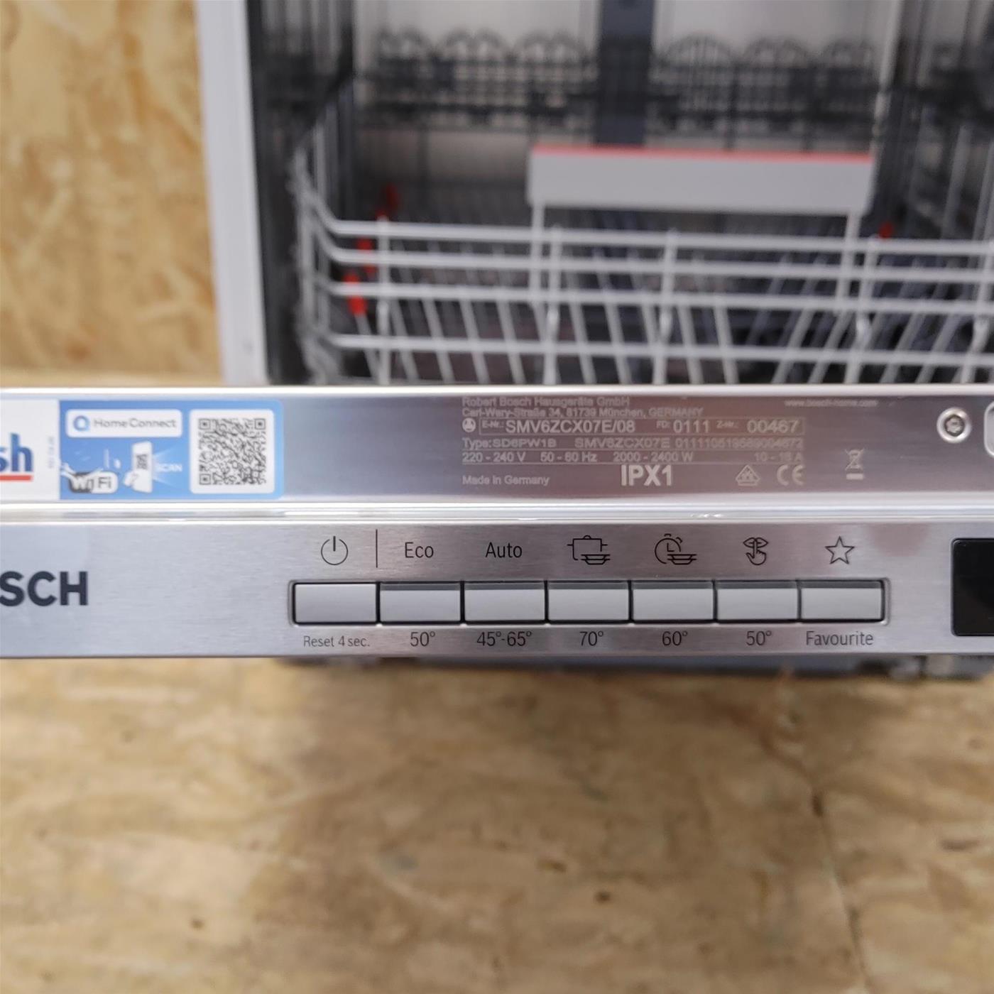 Bosch Serie 6 SMV6ZCX07E lavastoviglie A scomparsa totale 14 coperti C