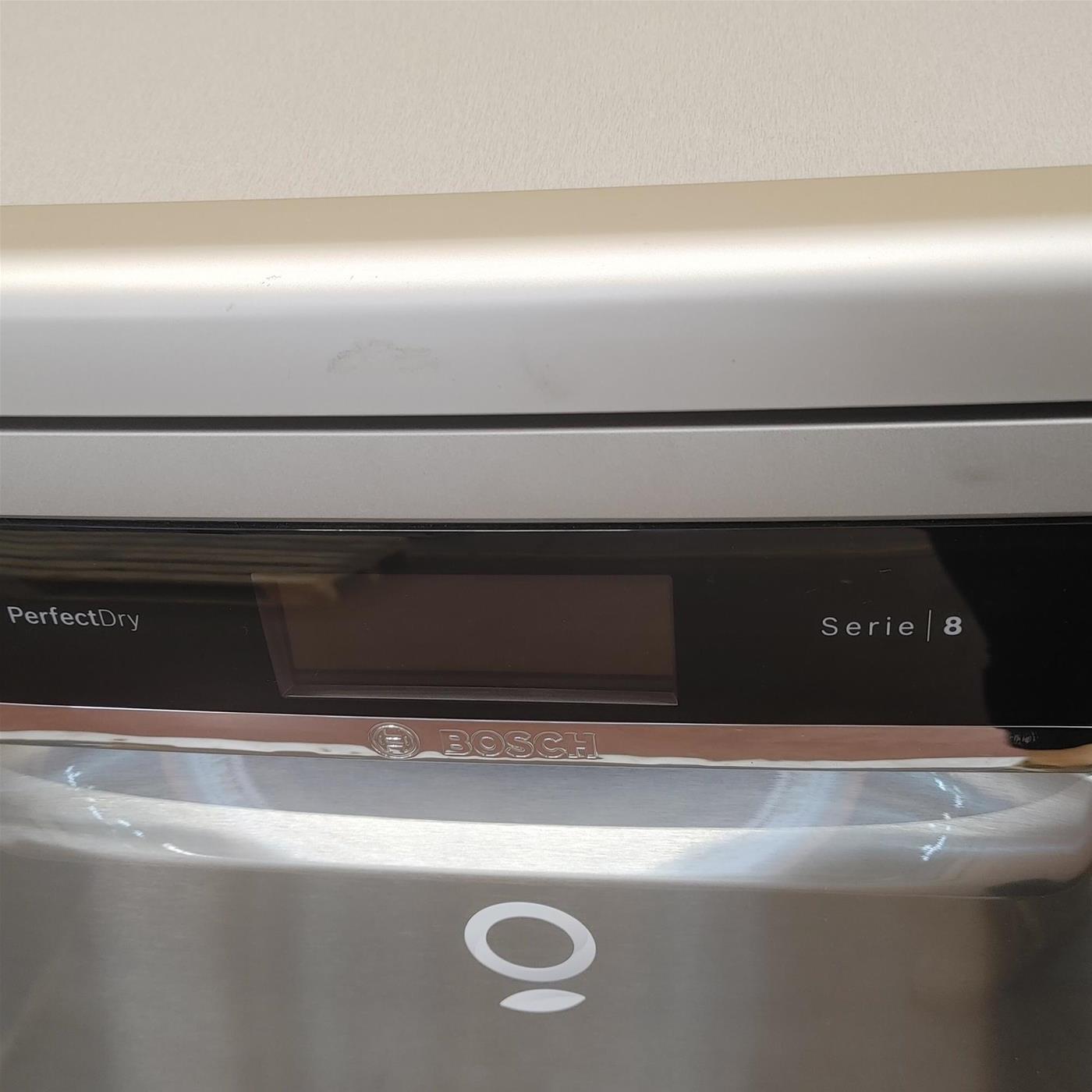 Lavastoviglie Bosch Serie 8 SMS8YCI03E Libera installazione 14 coperti B