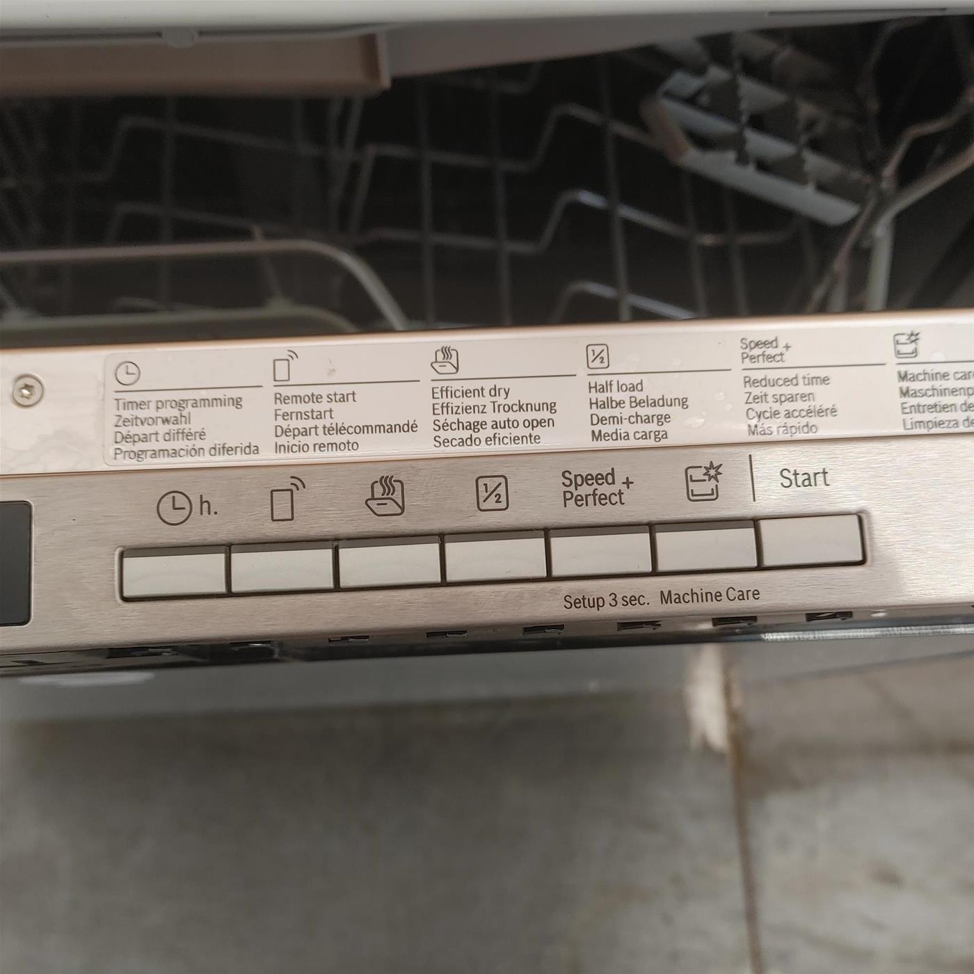 Lavastoviglie Bosch Serie 4 SMV4EVX14E A scomparsa totale 13 coperti C