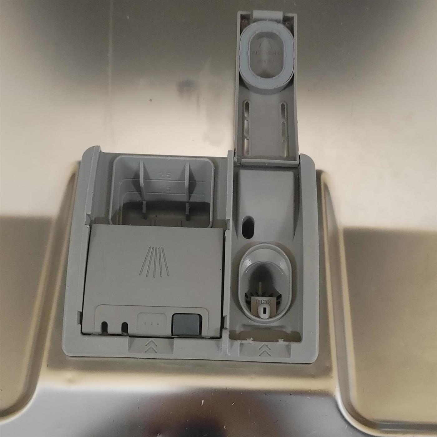 Lavastoviglie Siemens SN65E001EU A scomparsa totale 13 coperti