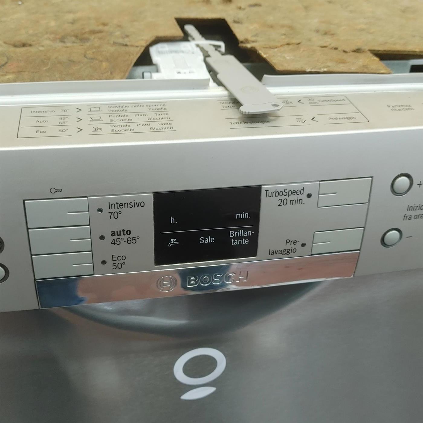 Lavastoviglie Bosch SMS53M98II Libera installazione 13 coperti