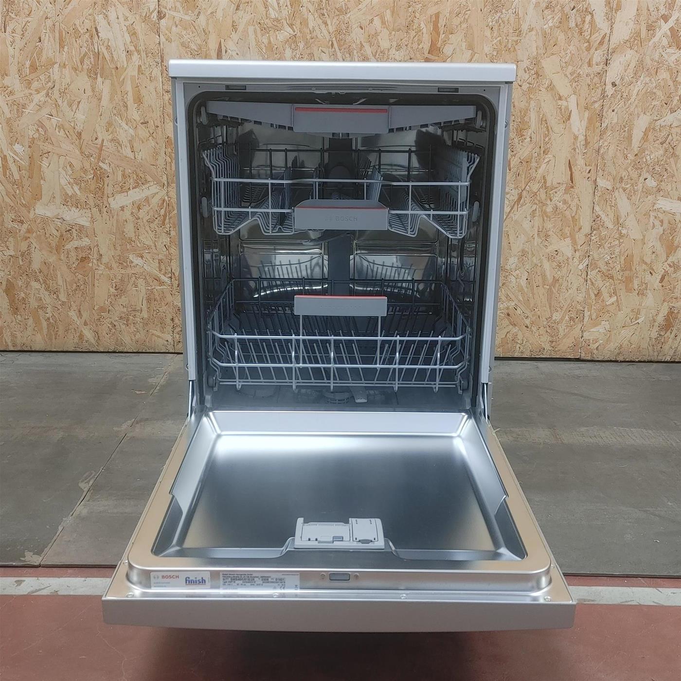 Bosch Serie 4 SMS46KI01E lavastoviglie Libera installazione 13 coperti E