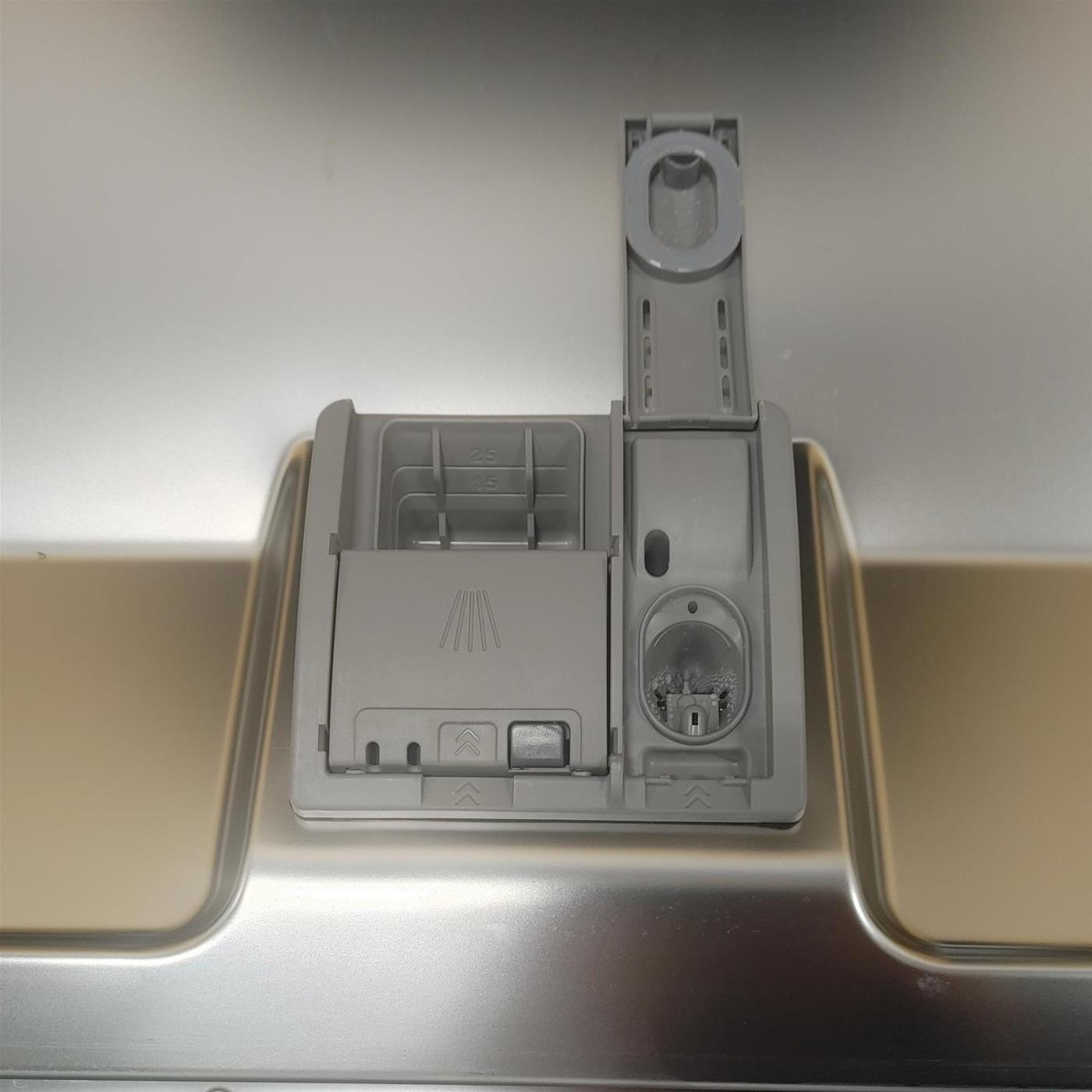 Bosch Serie 4 SMS46KI01E lavastoviglie Libera installazione 13 coperti E