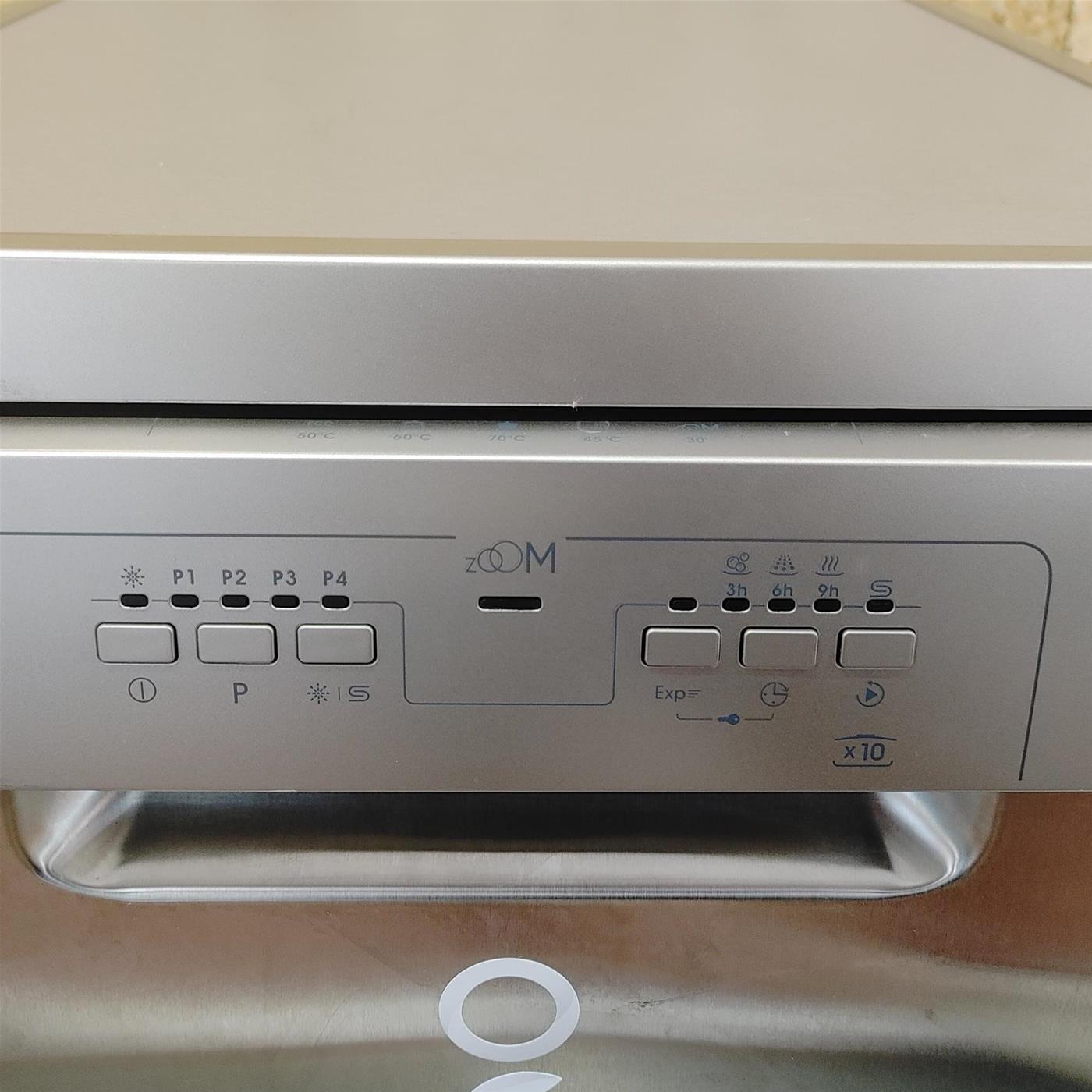 Lavastoviglie Candy Brava CDPH2L1047X Libera installazione 9 coperti E