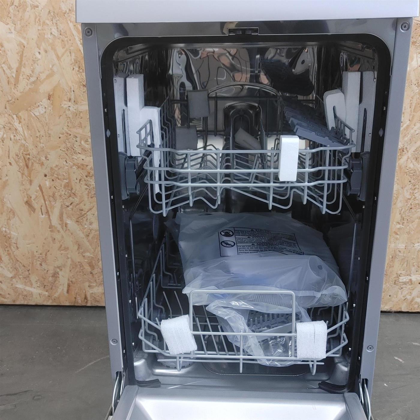 Lavastoviglie Candy Brava CDPH2L1047X Libera installazione 9 coperti E