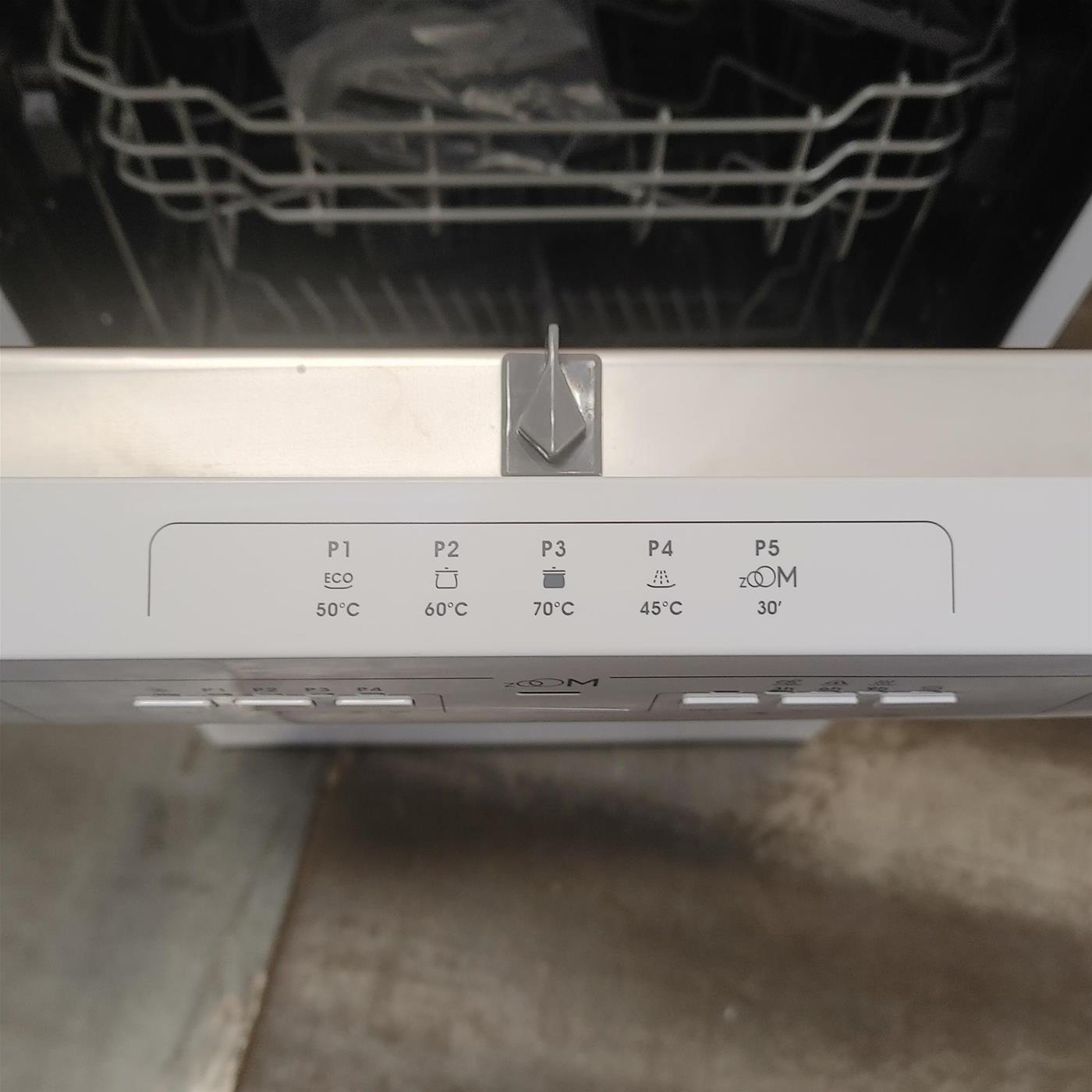 Candy Brava CDPH2L1049W lavastoviglie Libera installazione 9 coperti E