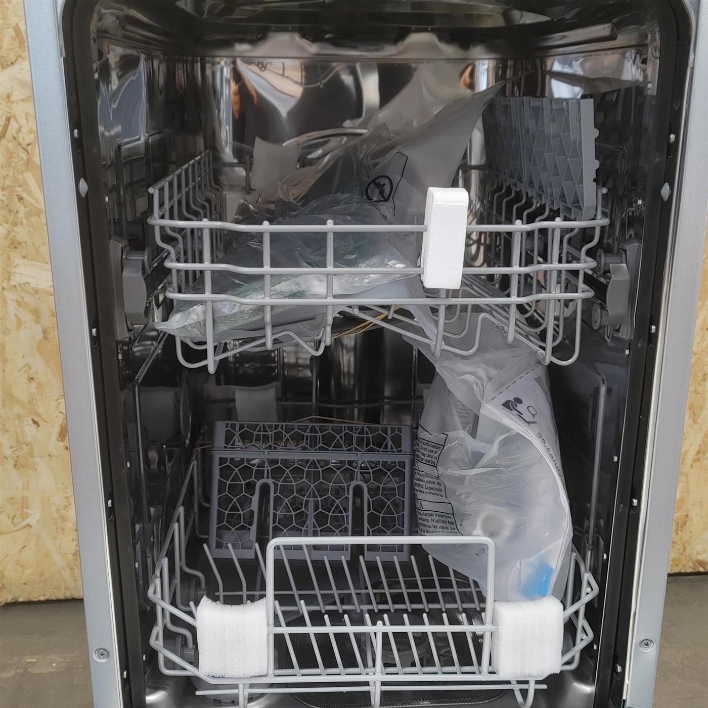 Lavastoviglie Candy Brava CDIH 1L949 A scomparsa totale 9 coperti F