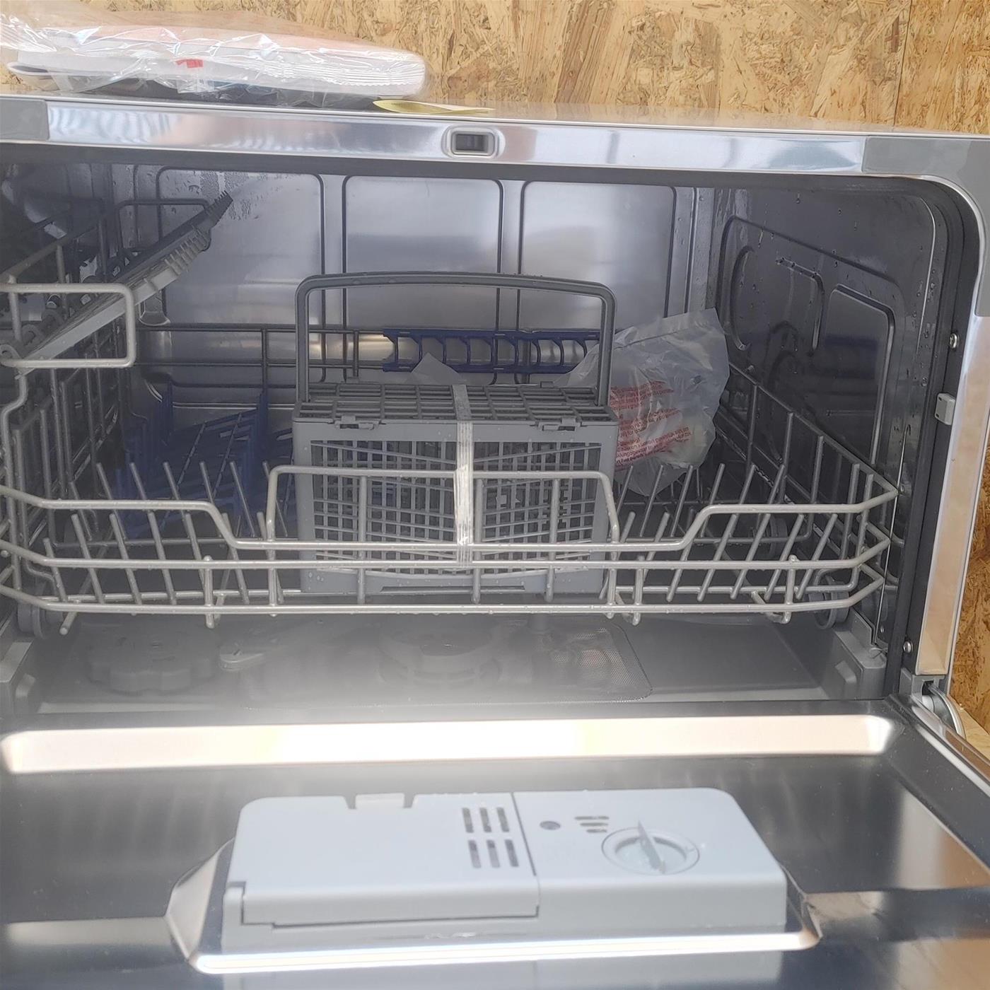 Candy Posable CDCP 6/E-S Libera installazione 6 coperti