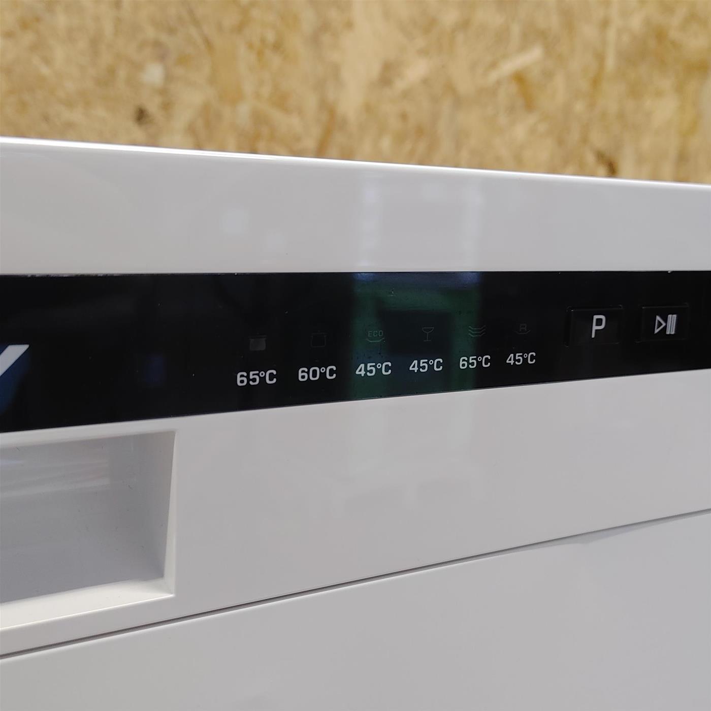 Candy Posable CDCP 8/E Libera installazione 8 coperti